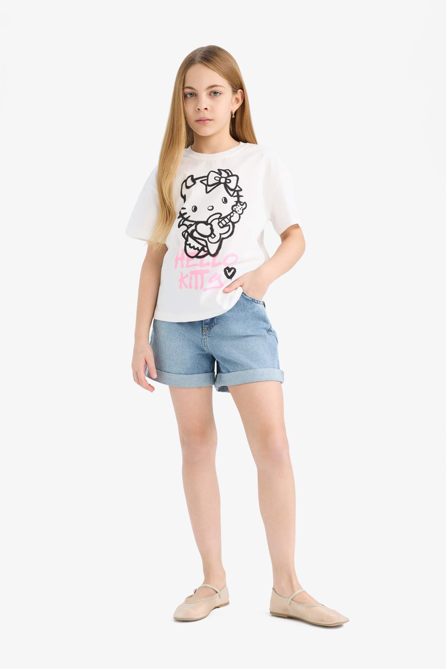 Kız Çocuk Hello Kitty Relax Fit Kısa Kollu Tişört