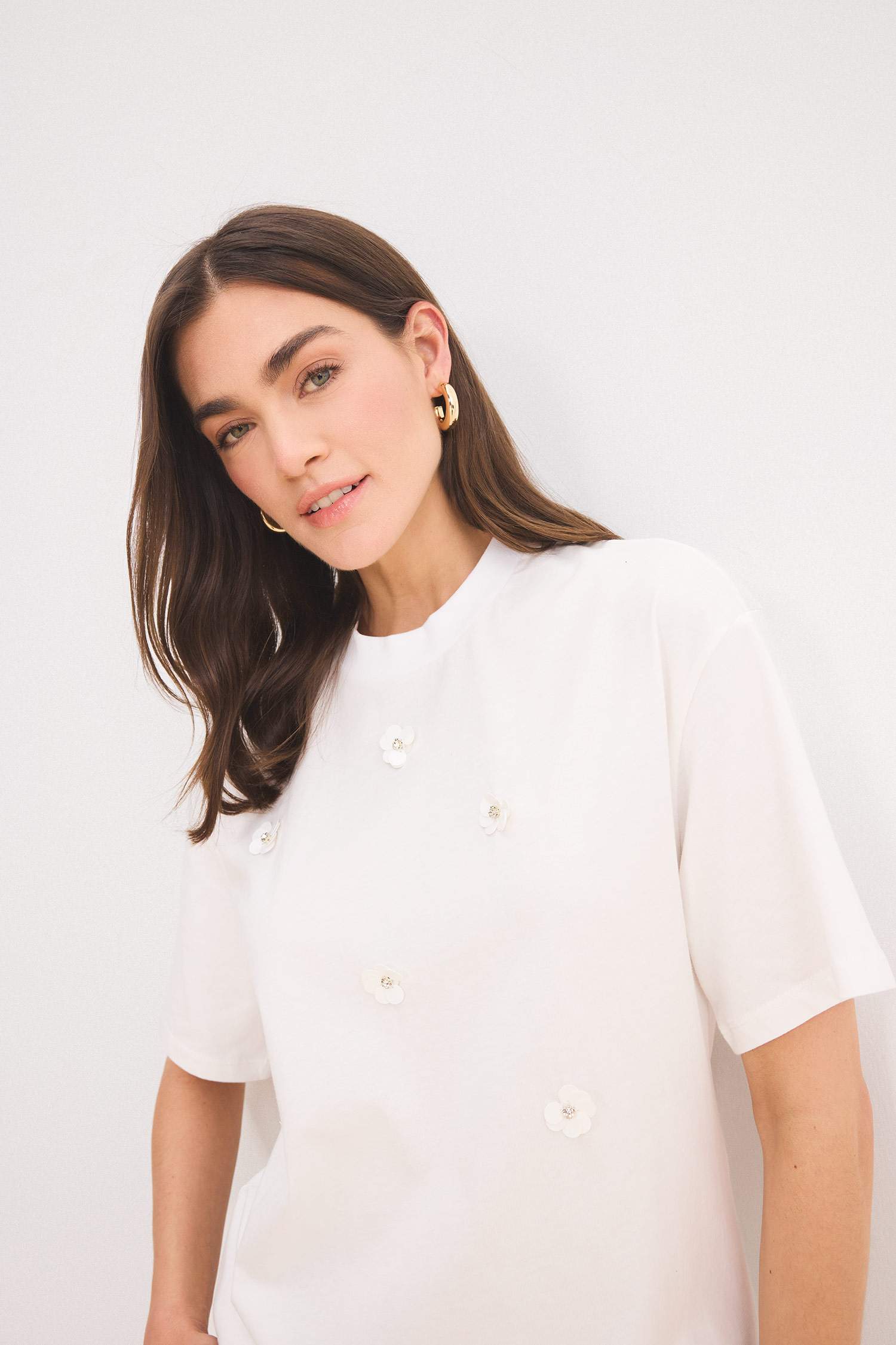 Relax Fit Bisiklet Yaka Basic Düz Kısa Kollu Nakışlı Tesettür Tişört Tunik