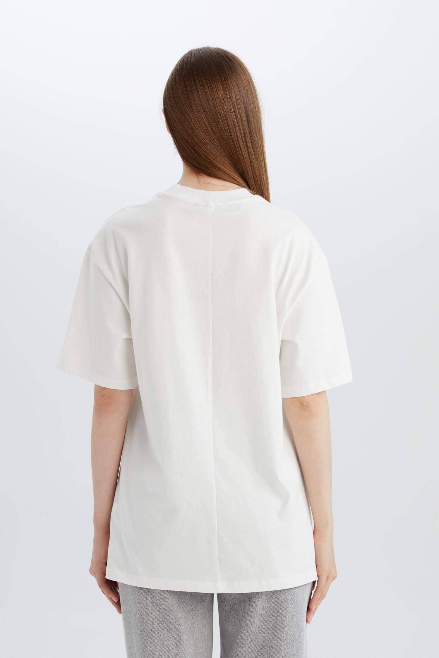 Relax Fit Bisiklet Yaka Basic Düz Kısa Kollu Nakışlı Tesettür Tişört Tunik