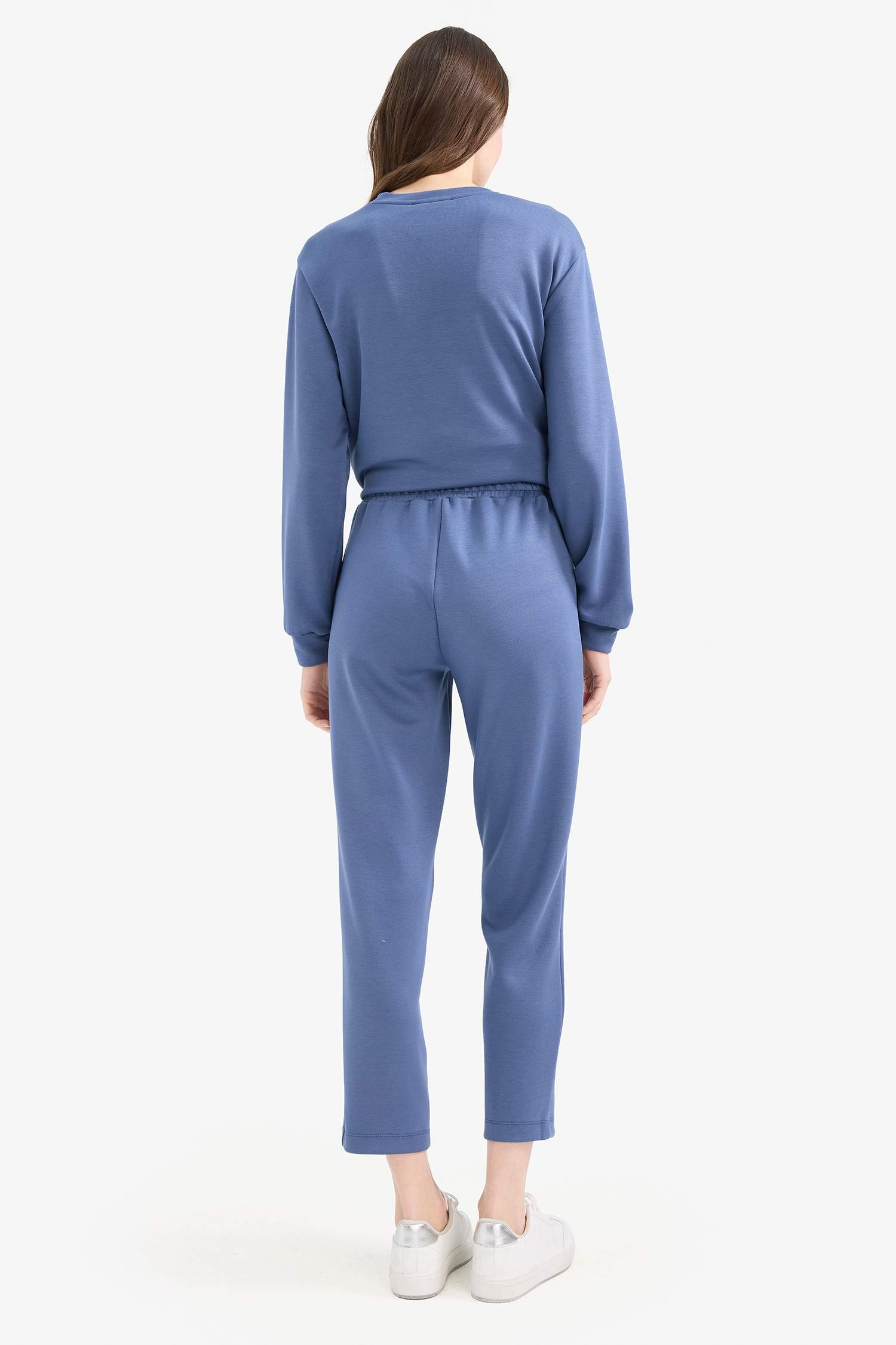 بنطرون قصة عادية