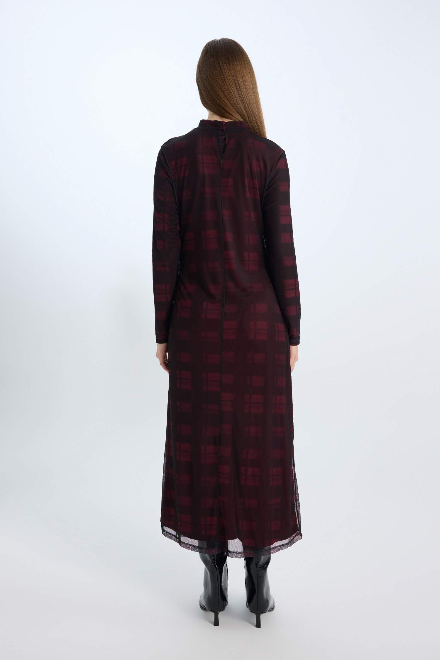 Regular Fit Yarım Balıkçı Yaka Desenli Uzun Kollu Maxi Tül Elbise