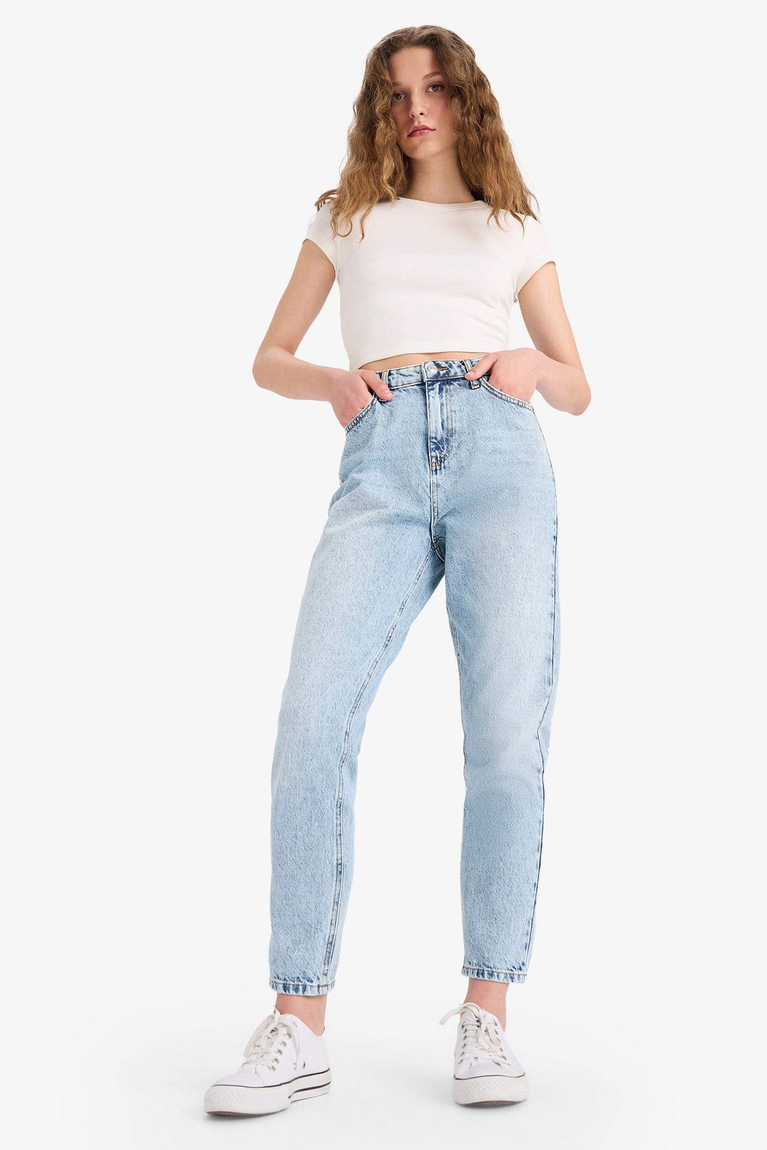 Lina Mom Fit Yırtık Detaylı Yüksek Bel Düz Paça Uzun Jean Pantolon