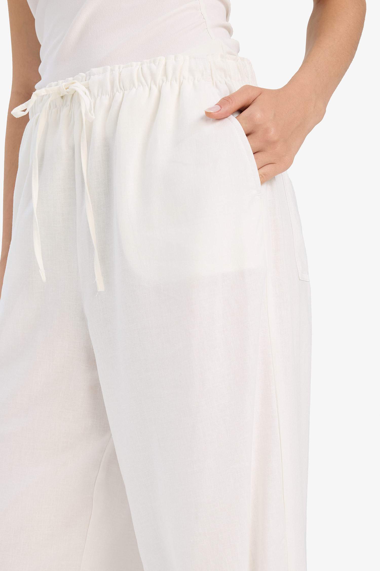 Wide Leg Çift Cepli Beli Lastikli Standart Boy Keten Karışımlı Beyaz Pantolon