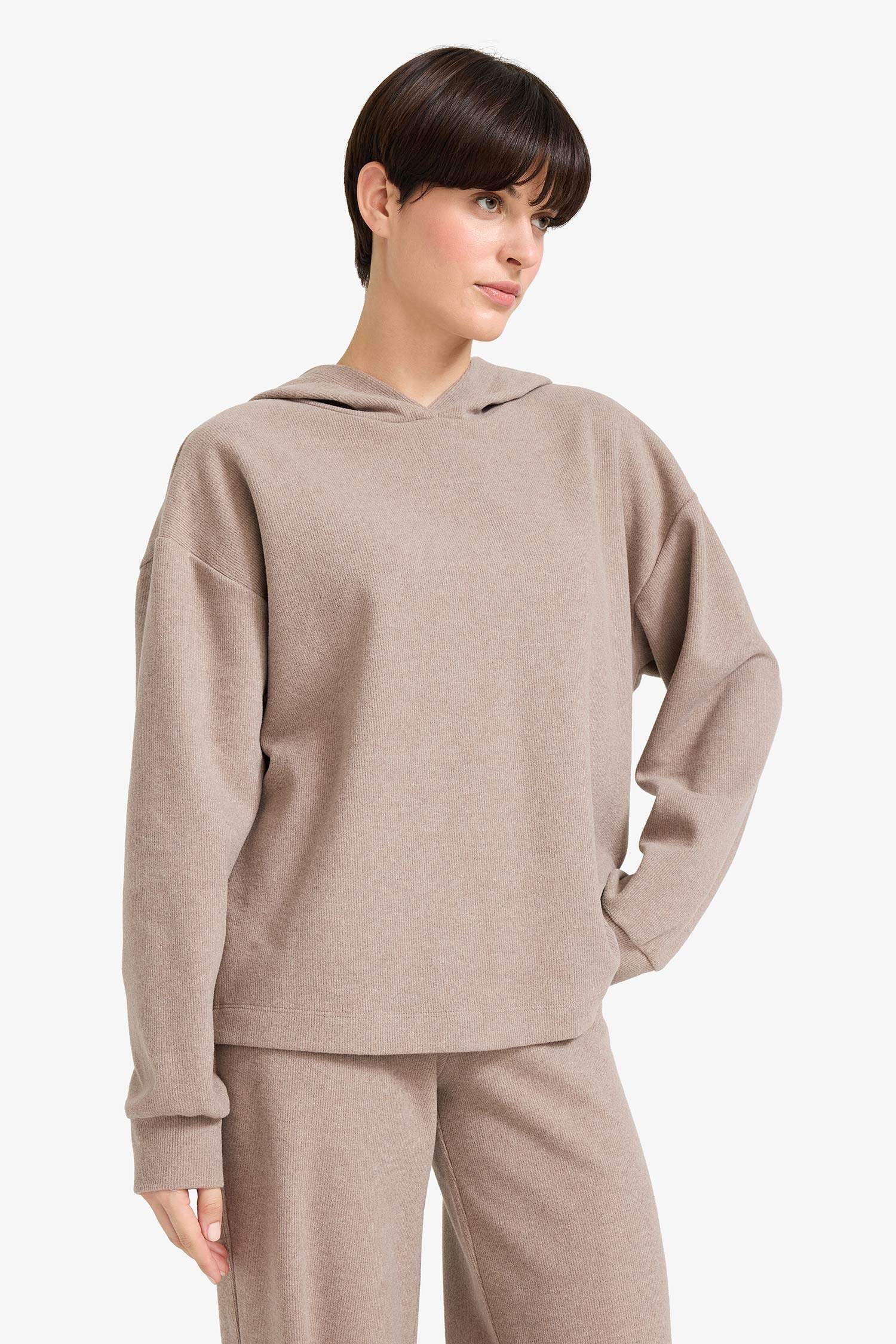 Relax Fit Long Sleeve Sweatshirt