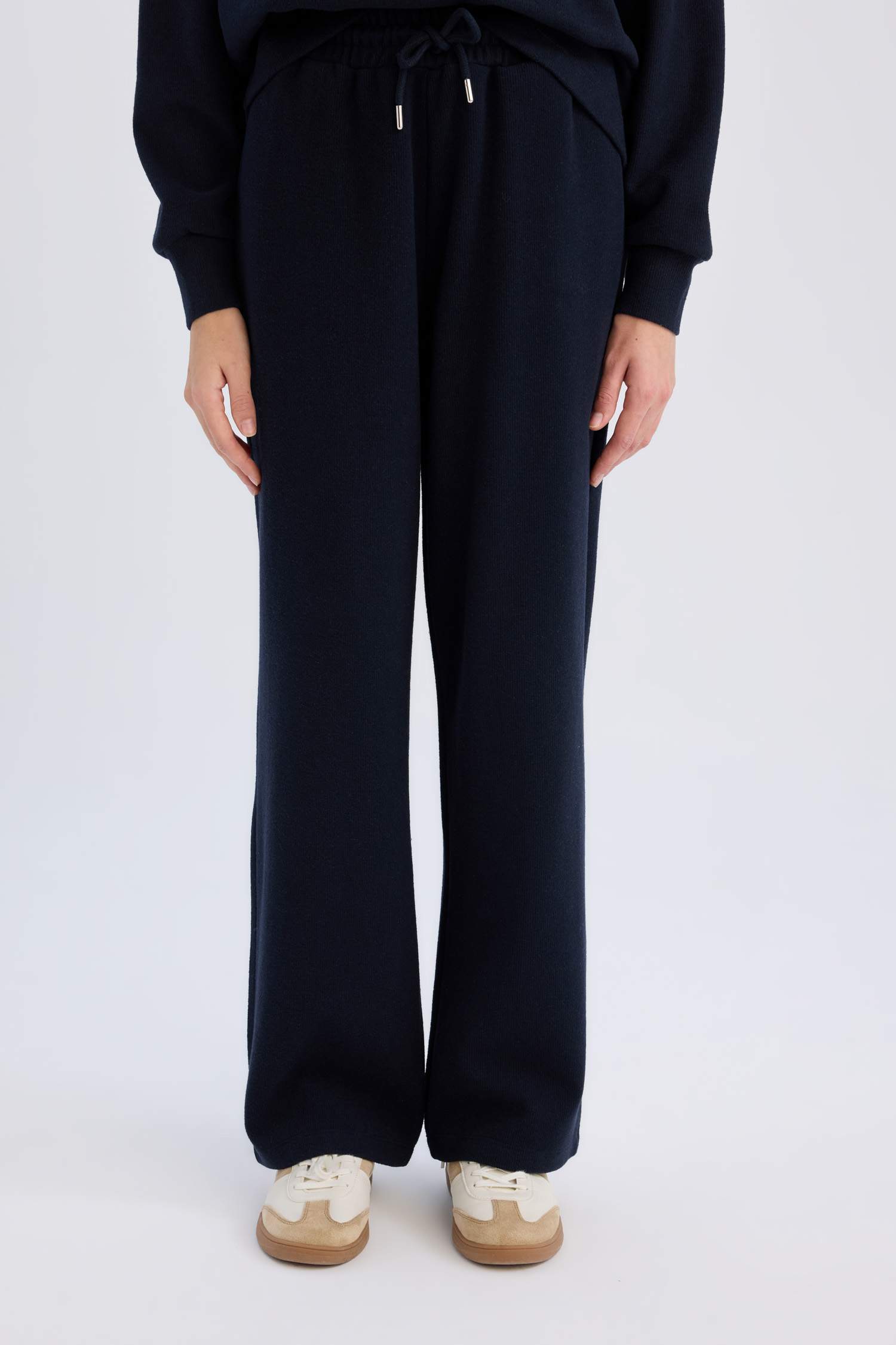 Wide Leg Elastic Waist Laced Basic Pocketed Trousers