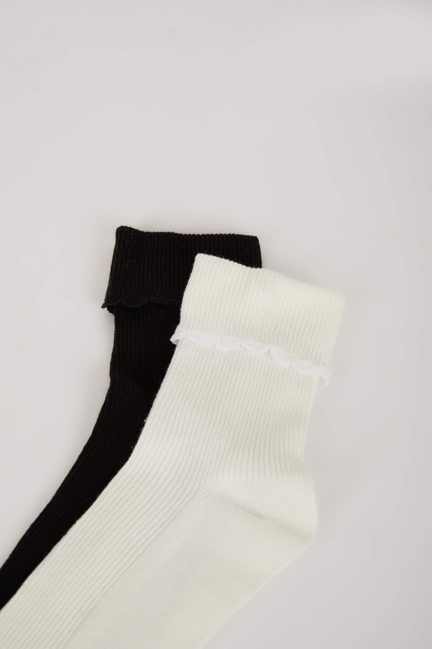 Женские два хлопковых длинных носка с бантом