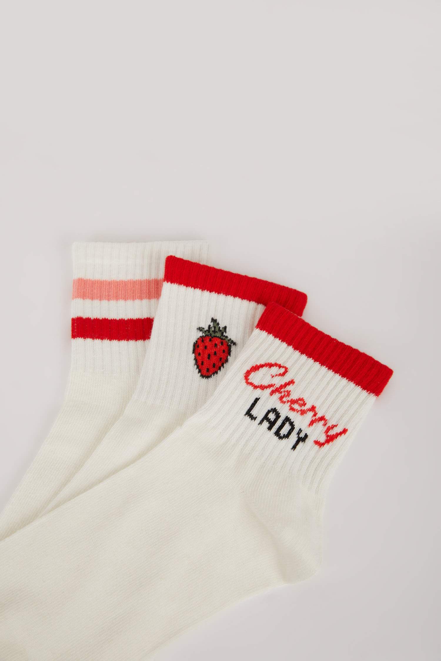 Woman 3 piece Short Socks