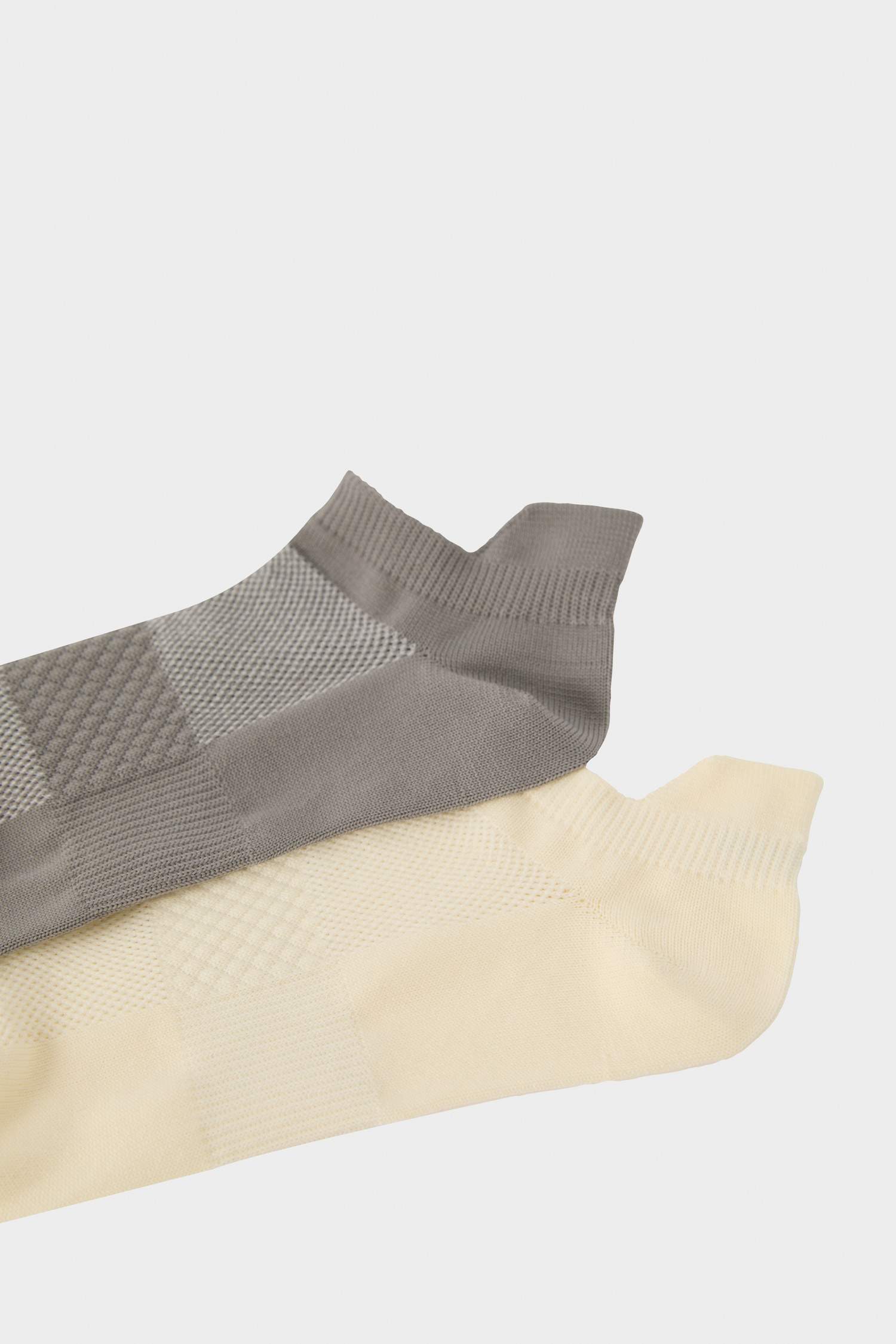 Әйелдерге спорт 2 спорттық төмен кесінді