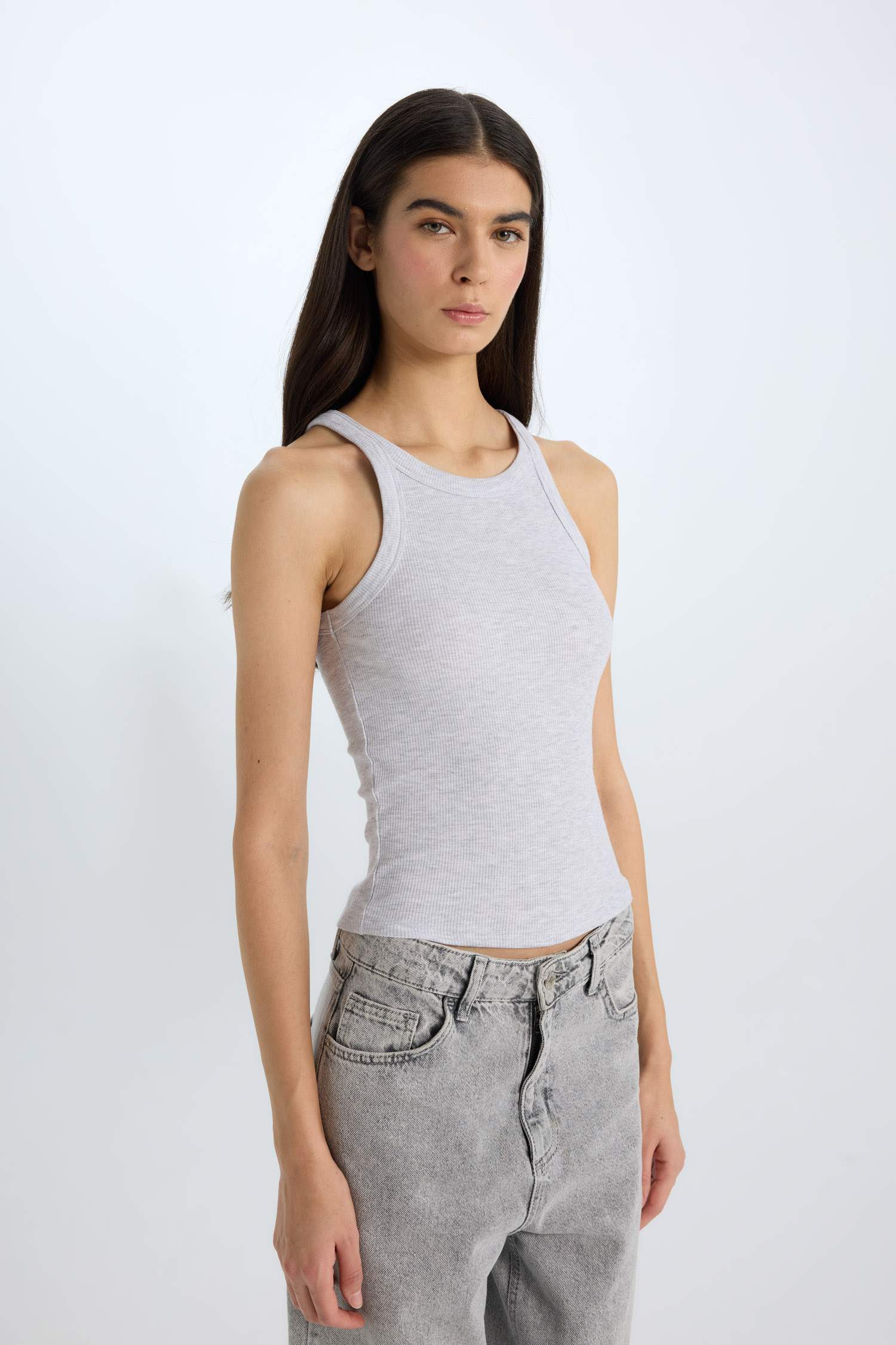 Slim Fit Dar Kesim Halter Yaka Basic Düz Fitilli Kaşkorse Atlet