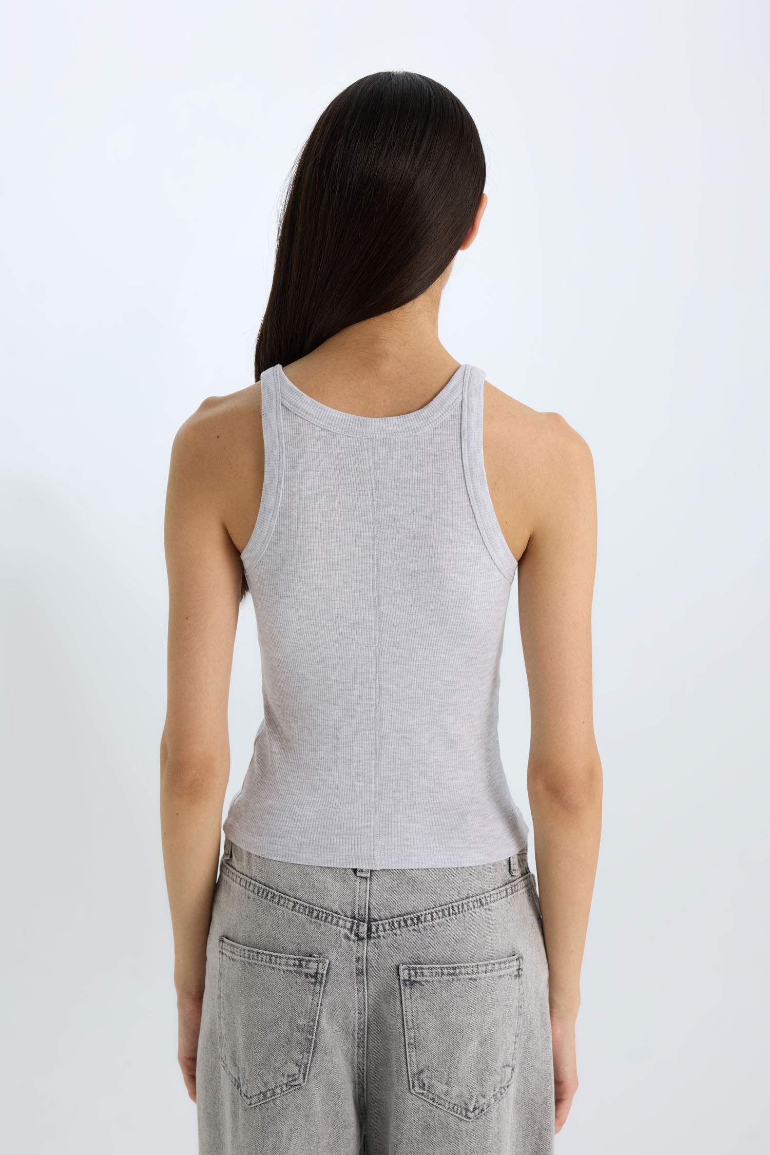 Slim Fit Dar Kesim Halter Yaka Basic Düz Fitilli Kaşkorse Atlet