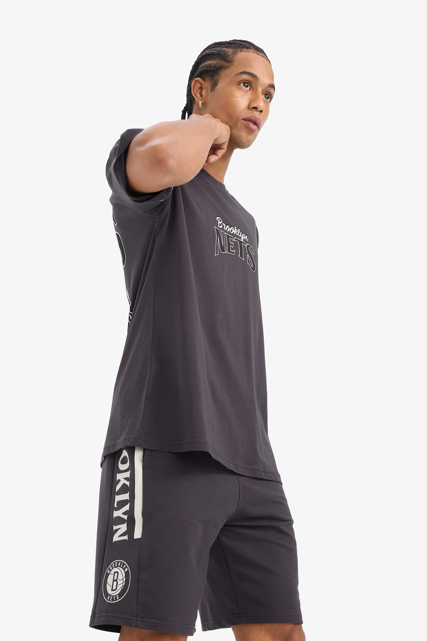 NBA Brooklyn Nets Oversize Geniş Kalıp Bisiklet Yaka Sırt Baskılı Kısa Kollu Tişört