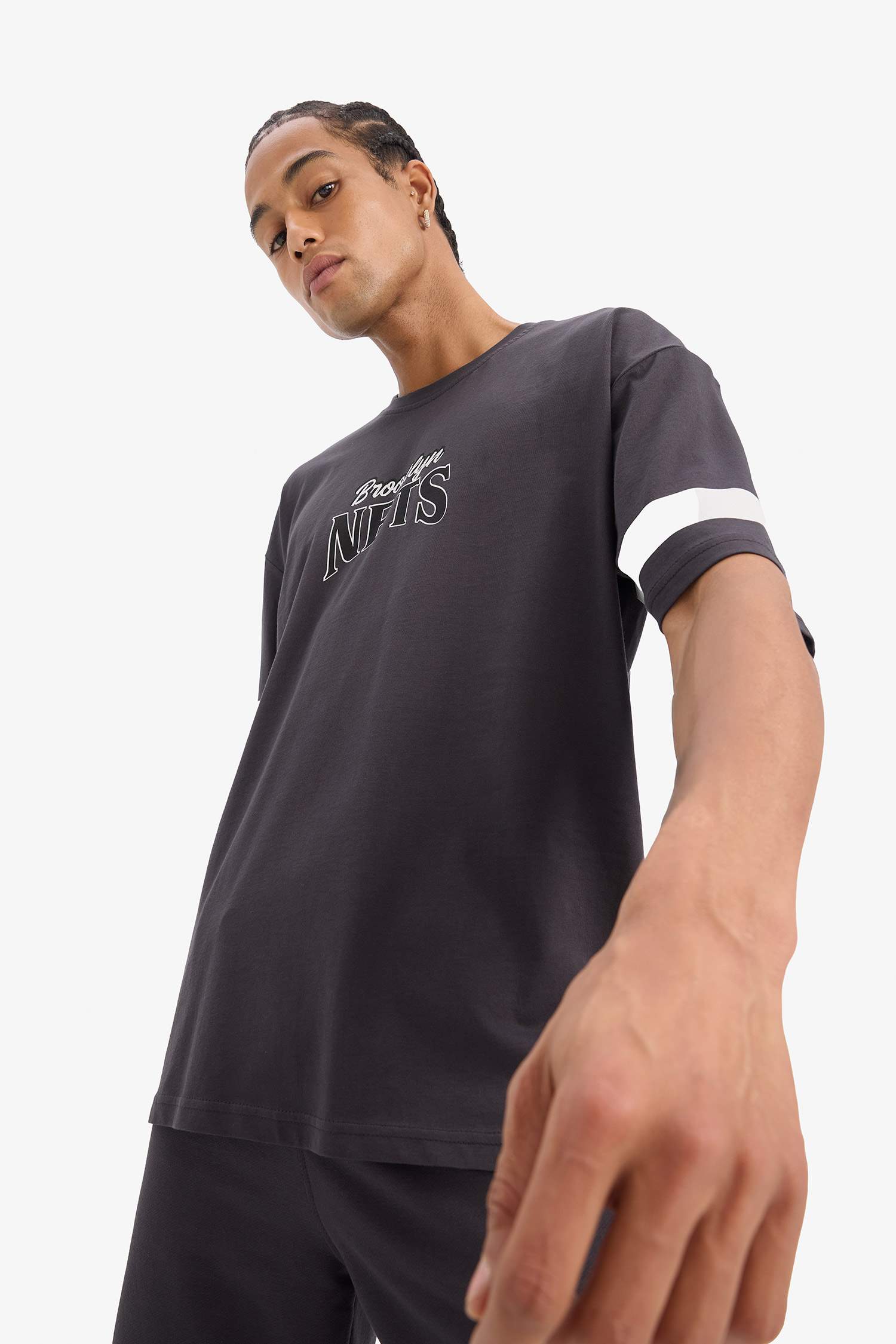 NBA Brooklyn Nets Oversize Geniş Kalıp Bisiklet Yaka Sırt Baskılı Kısa Kollu Tişört