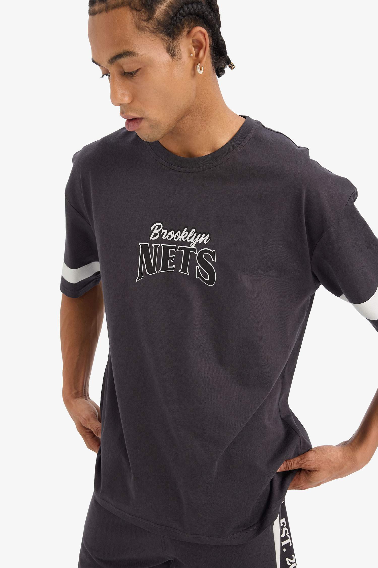 NBA Brooklyn Nets Oversize Geniş Kalıp Bisiklet Yaka Sırt Baskılı Kısa Kollu Tişört