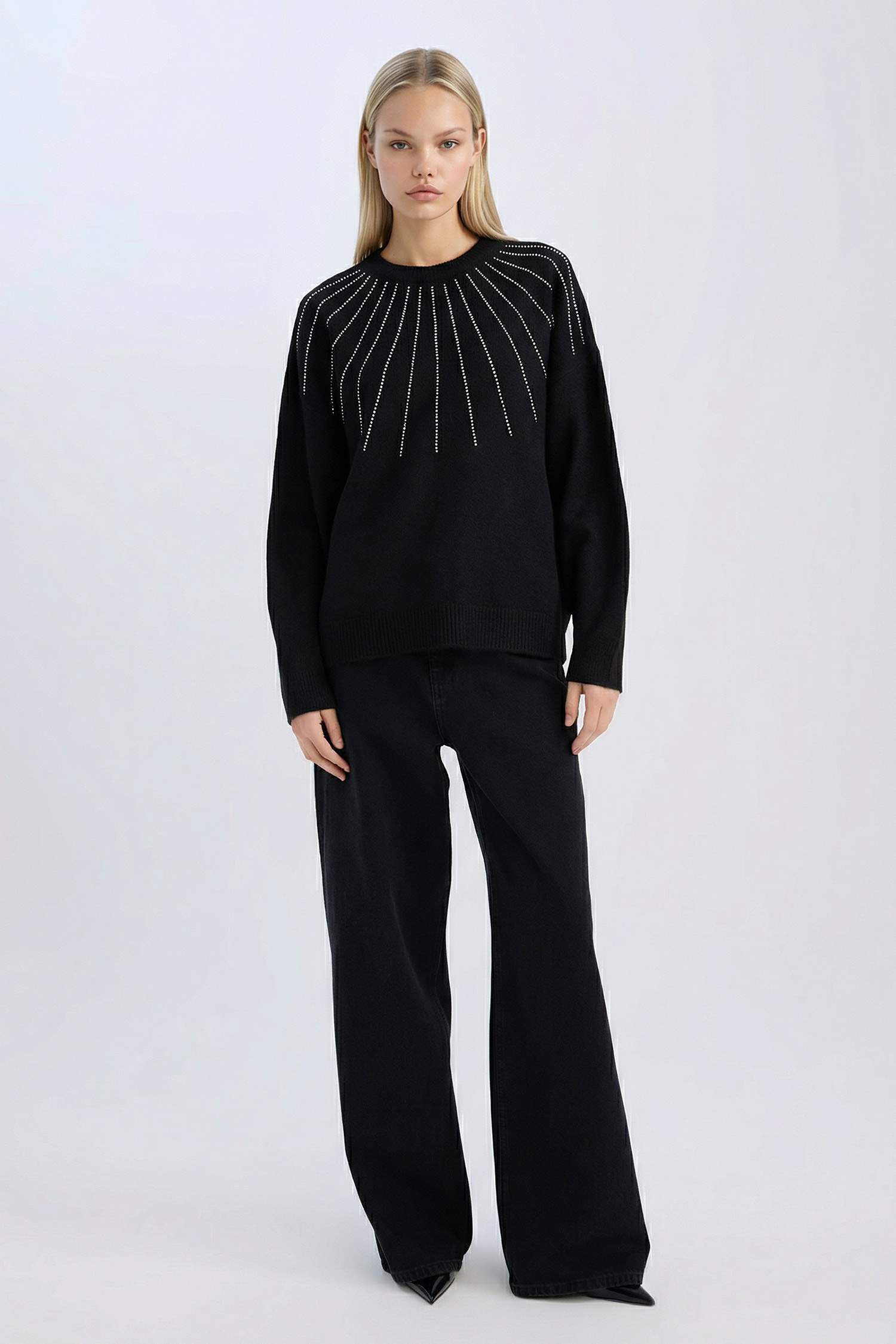 Oversize Geniş Kalıp Bisiklet Yaka Yumuşak Dokulu Taşlı Triko Kazak