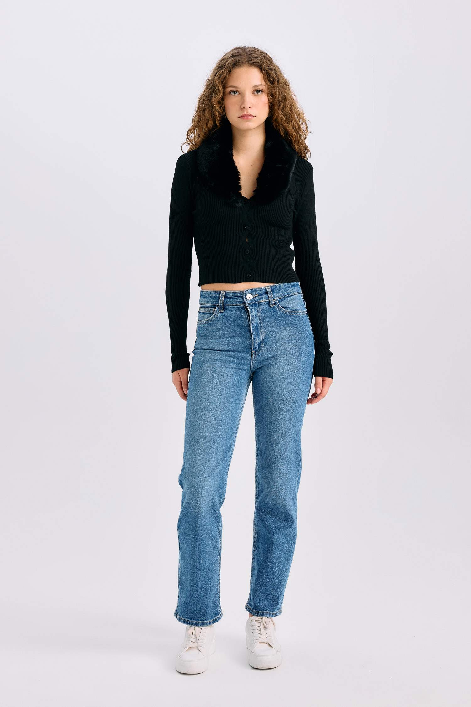 Slim Fit V-Neck Knitwear Cardigan