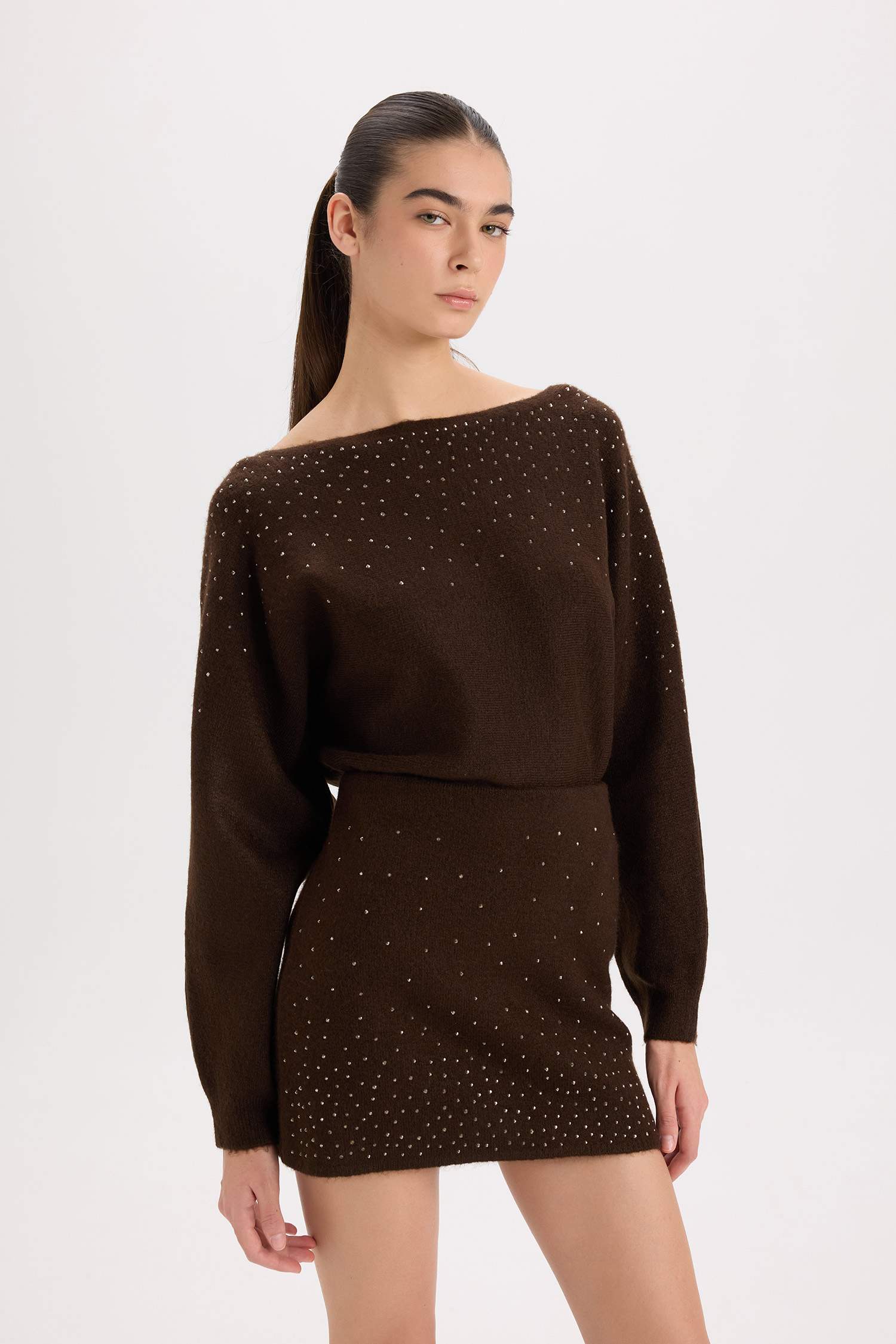 بلوز تريكو بيزك سادة قصة عادية