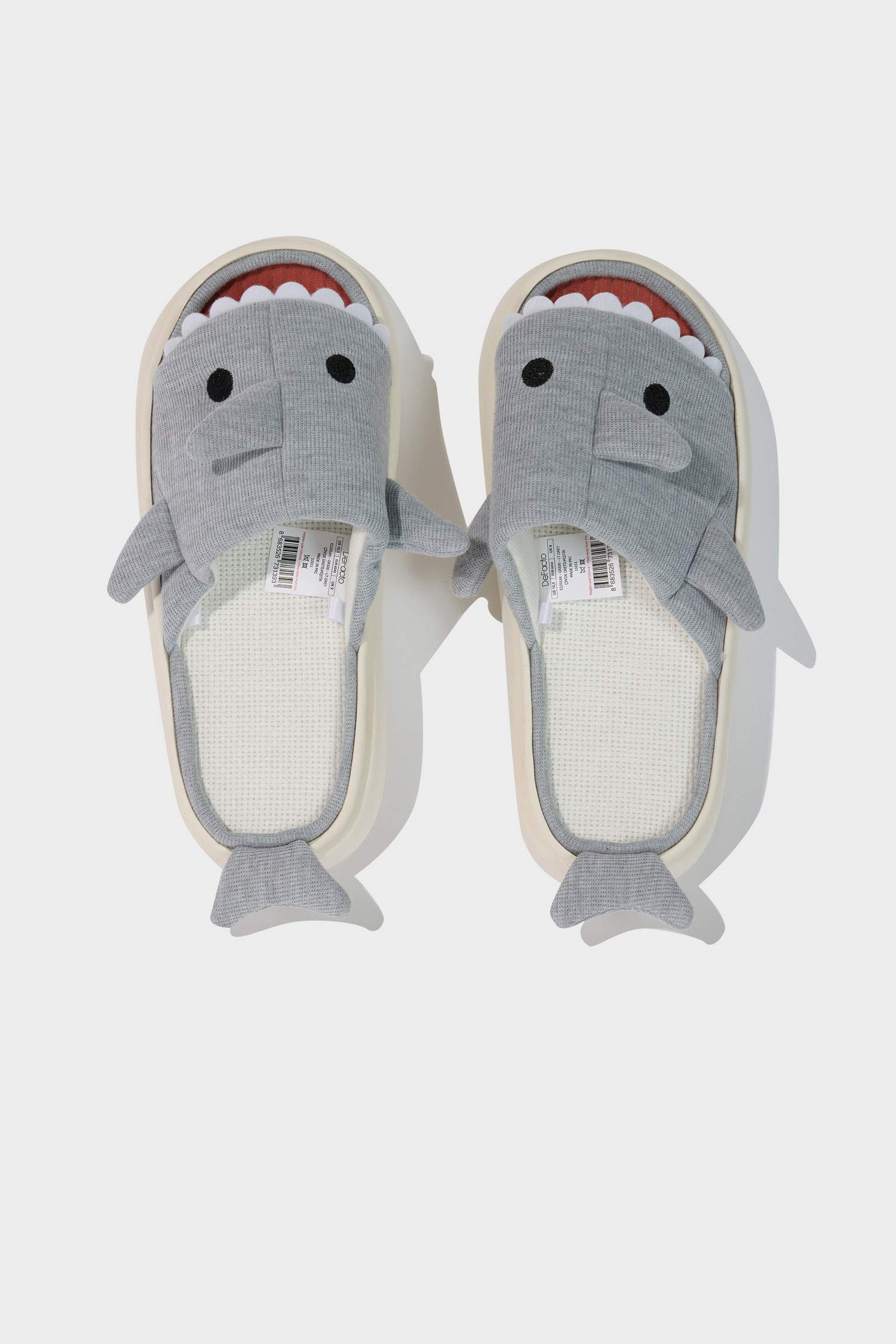 Erkek Köpek Balığı Temalı Düz Taban Ev Terliği