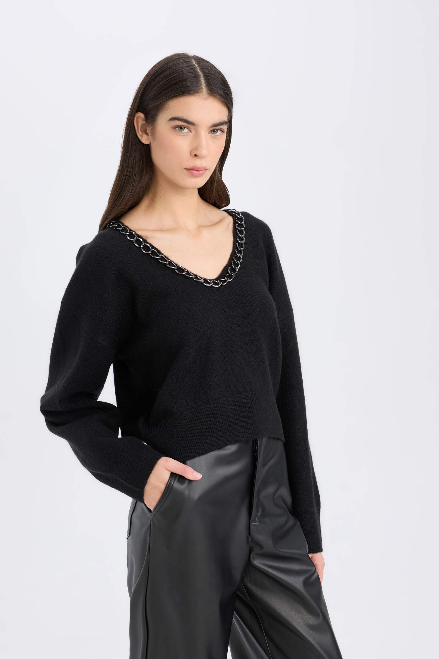 Oversize Fit V Neck Knitwear Pullover