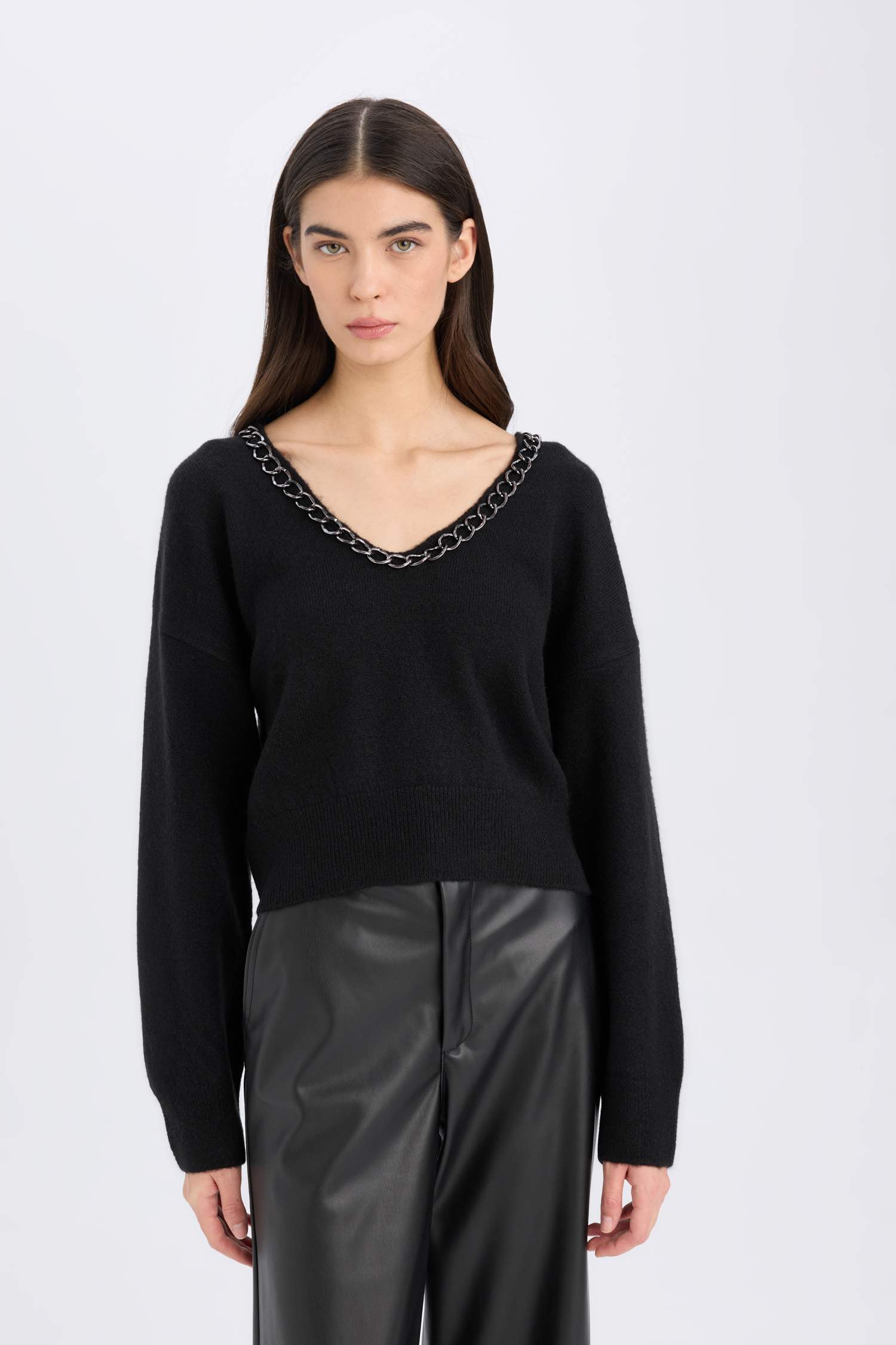 Oversize Fit V Neck Knitwear Pullover