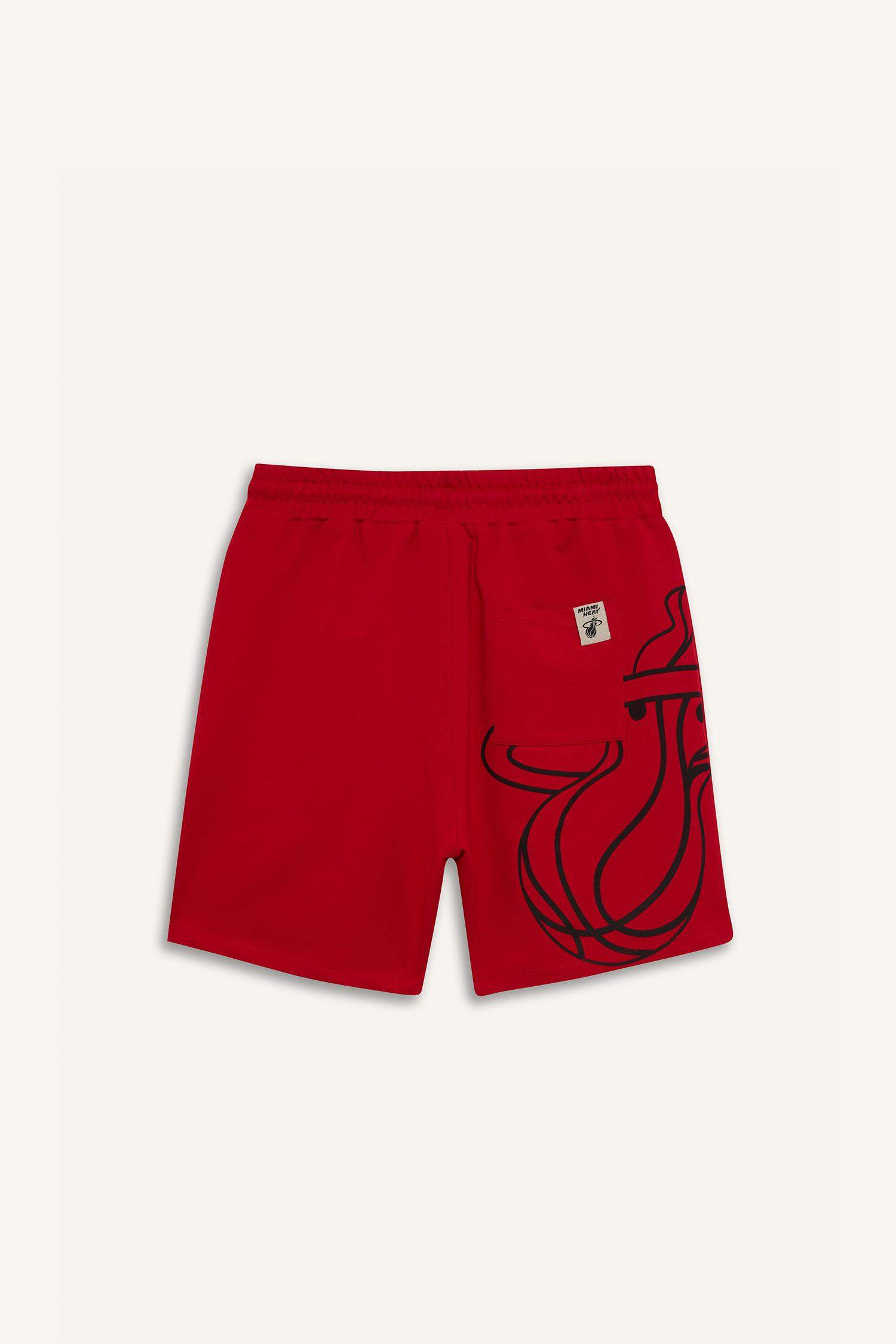 شورت قصير قصة عادية من ميامي هيت من DeFactoFit
