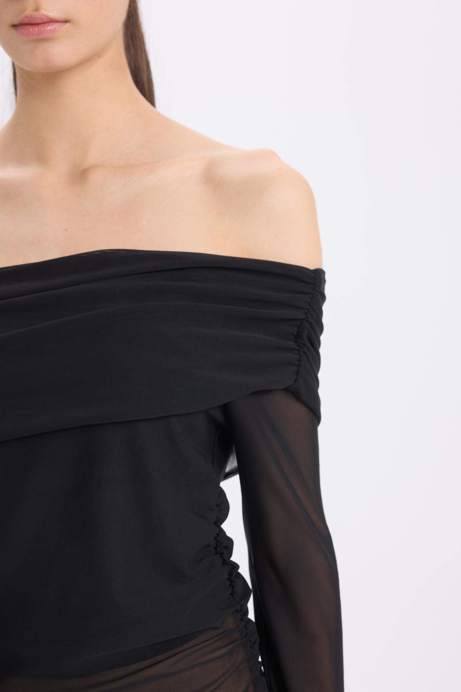 T-shirt à manches longues en tulle à épaules dénudées