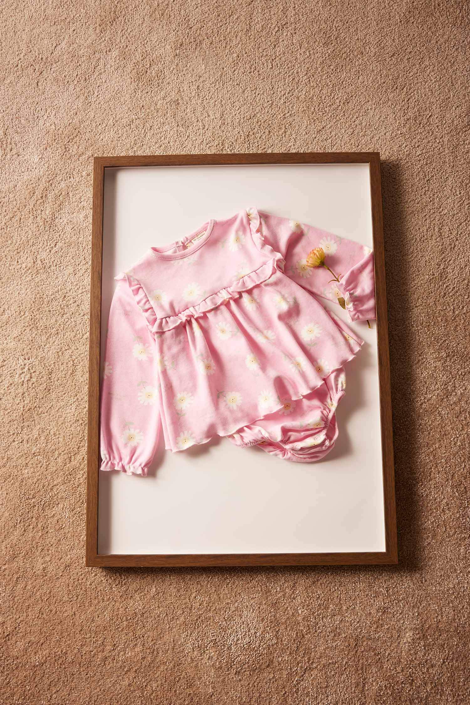 Kız Bebek Yenidoğan 2'li Takım Çiçekli Uzun Kollu Tulum Elbise Çorap