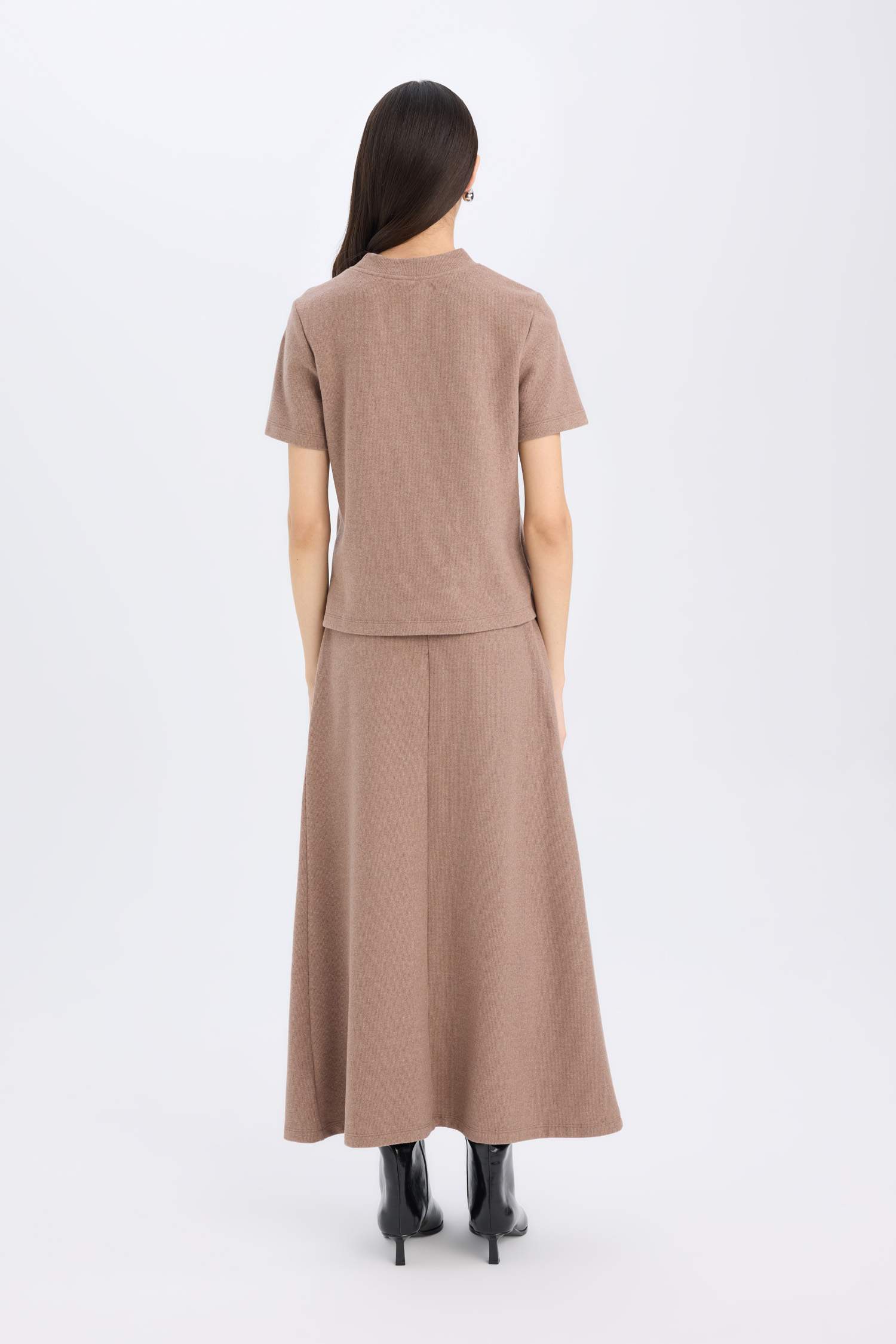 Selanik Kumaş 2'li Takım Kısa Kollu Üst Beli Lastikli Midi Etek