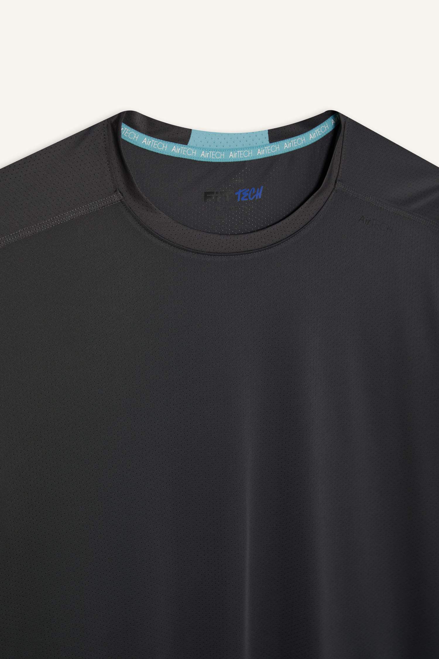 DeFactoFit Standart Fit Bisiklet Yaka Sporcu Kısa Kollu Tişört