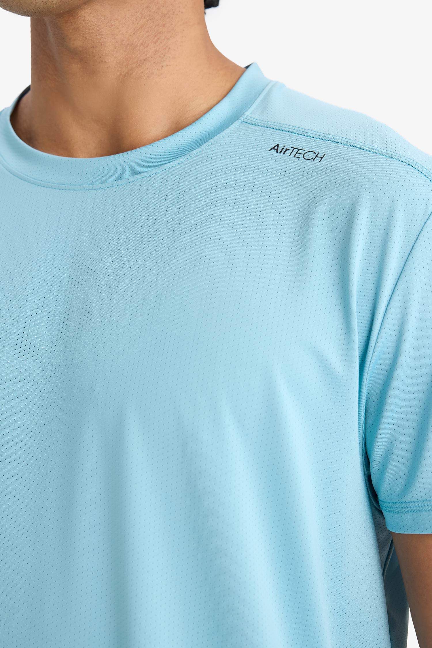 DeFactoFit стандартная спортивная футболка с круглым вырезом