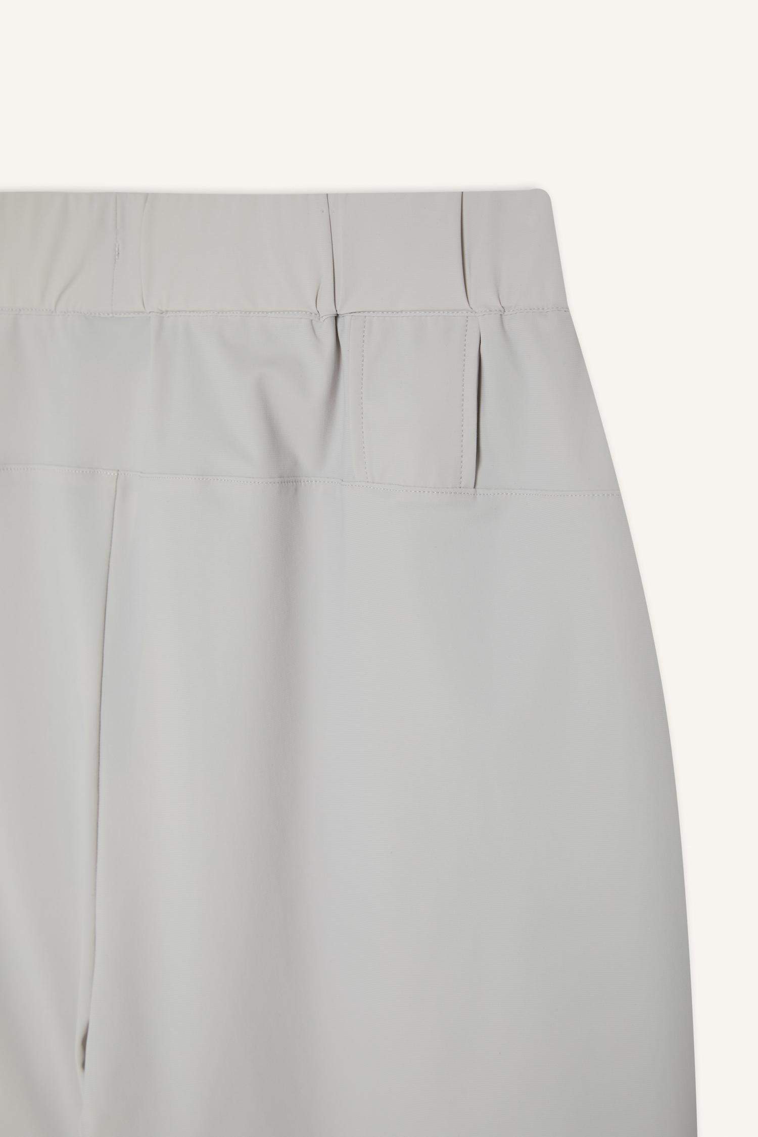 DeFactoFit Hızlı Kuruyan Esnek Kumaş Standart Fit Sporcu Kısa Paça Şort