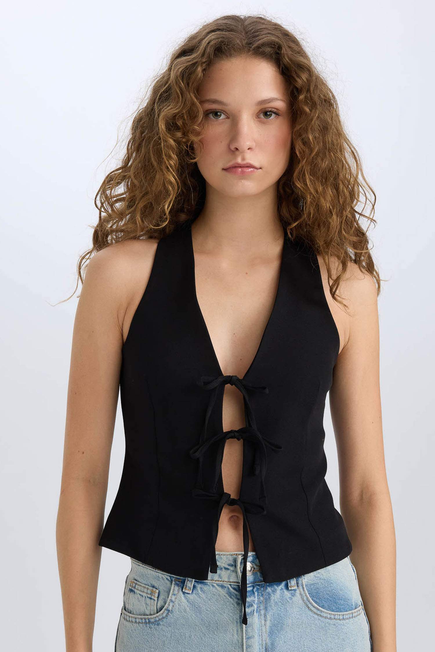 V Yaka Önden Bağlamalı Blazer Yelek