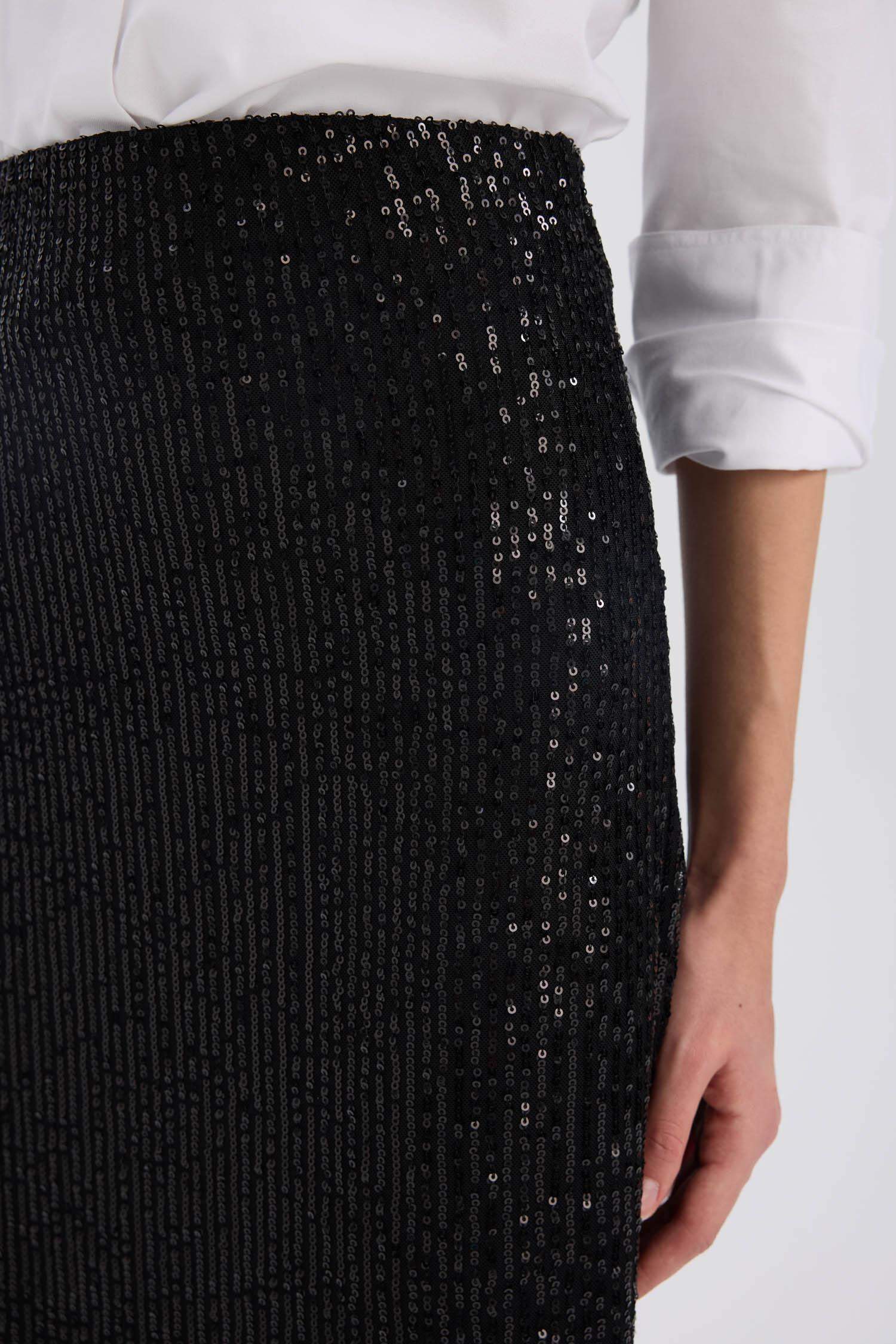 A Cut Sequined Fabric Normal Waist Maxi Knitted Skirt