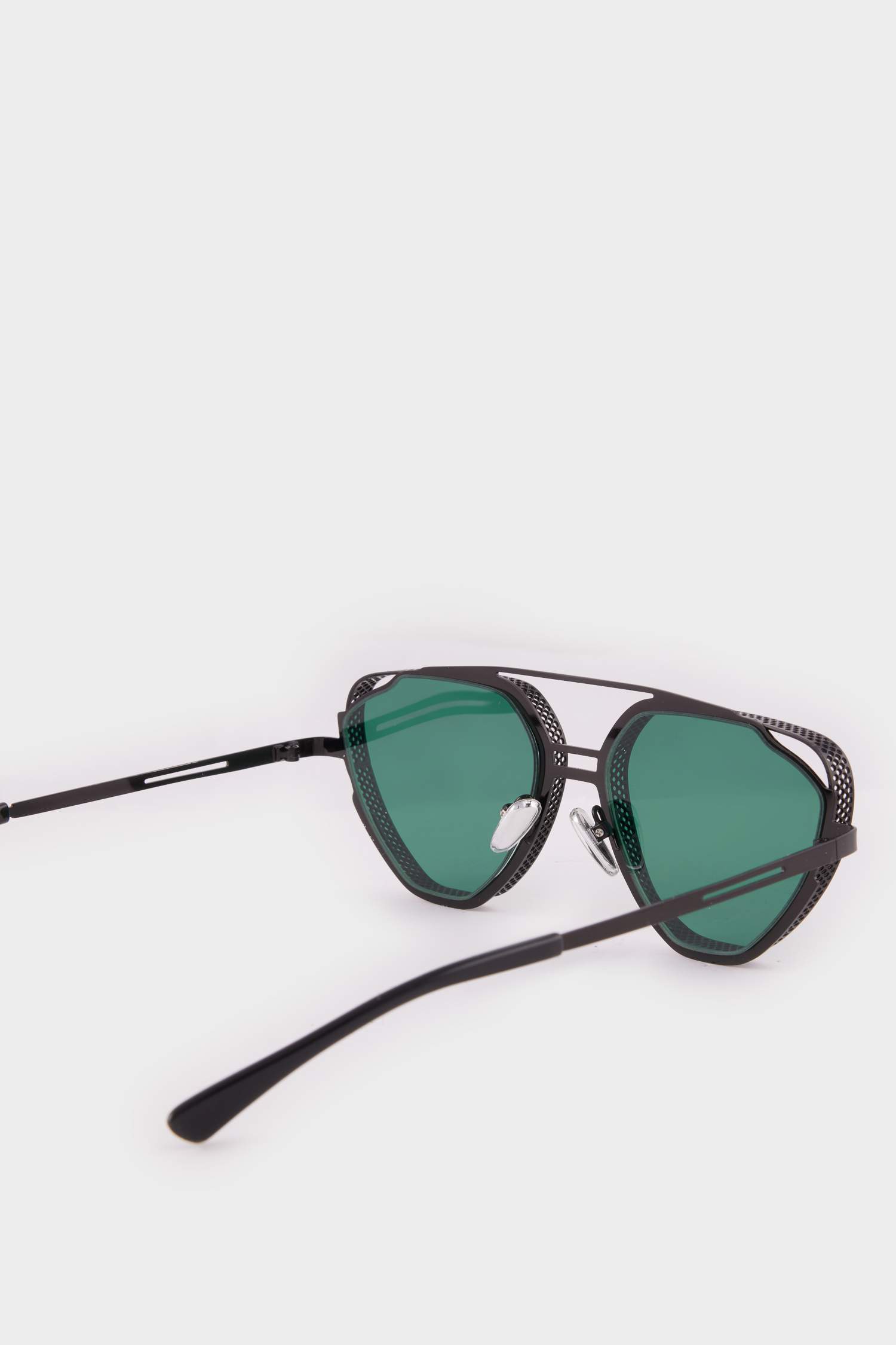 Kadın Oval Metal Güneş Gözlüğü