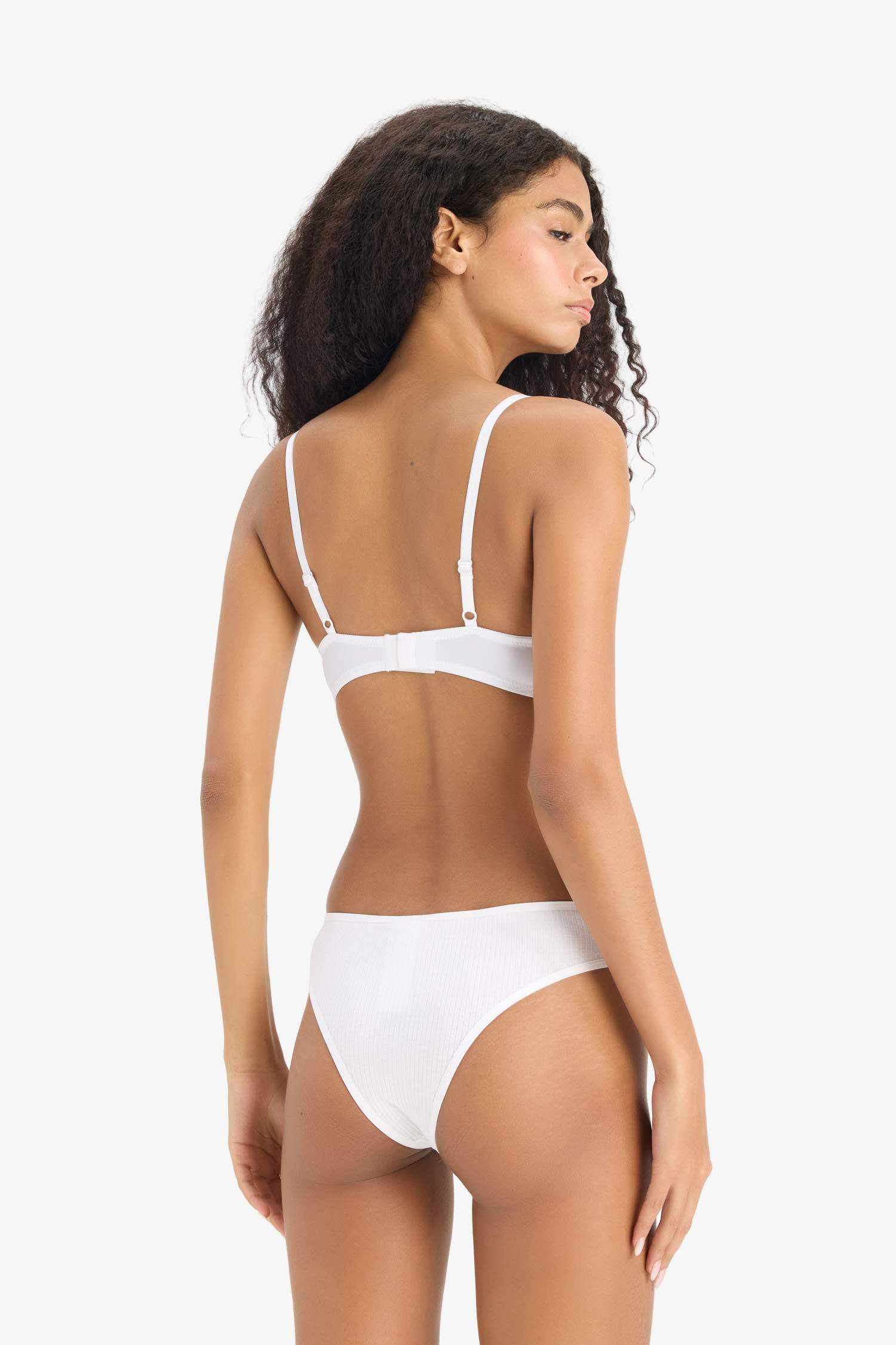 عبوة كلوت سليب مضلع من 3 قطع