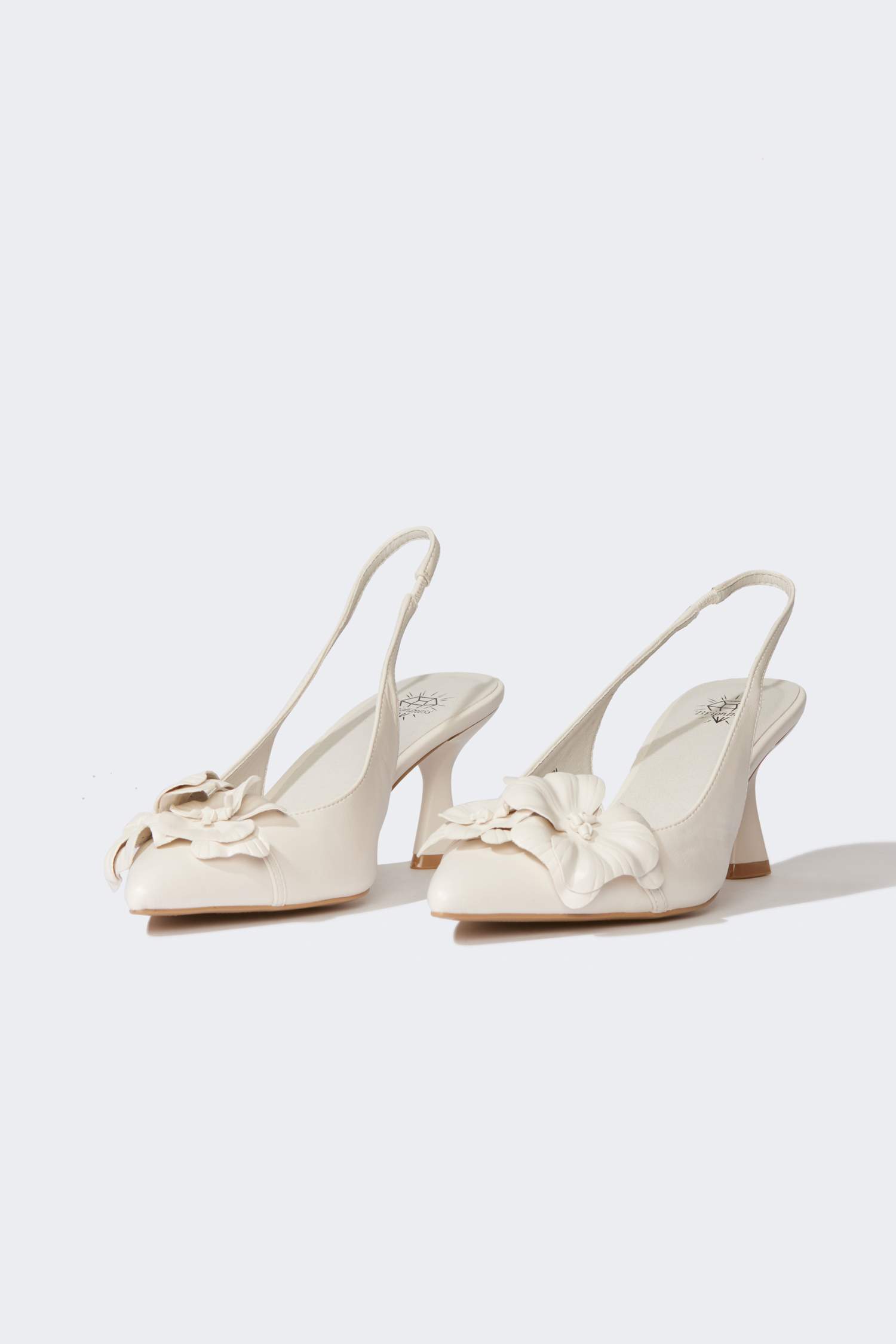 Woman Faux Leather Heeled Sandals