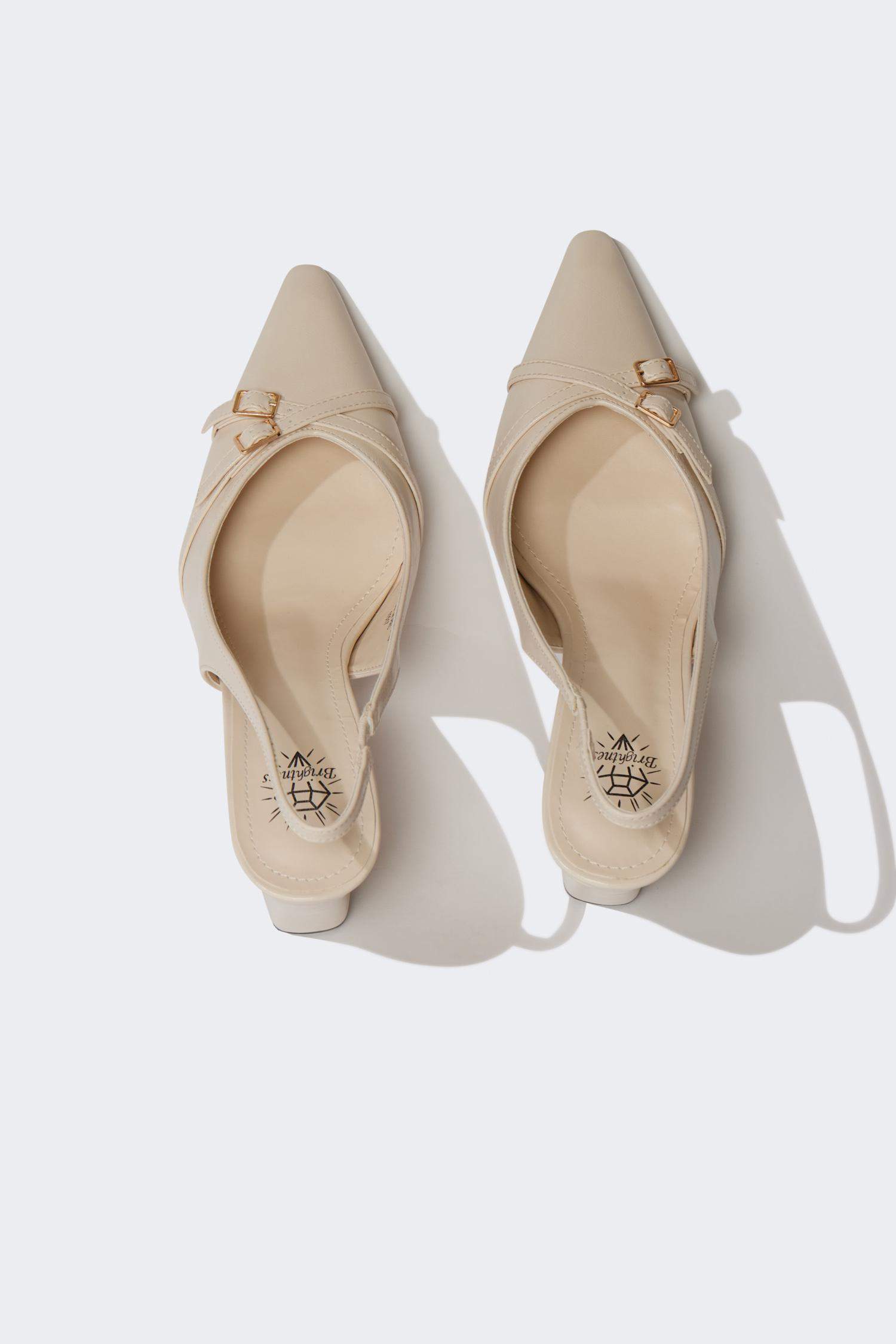 صندل حريمي بيج بكعب عالي جلد صناعي