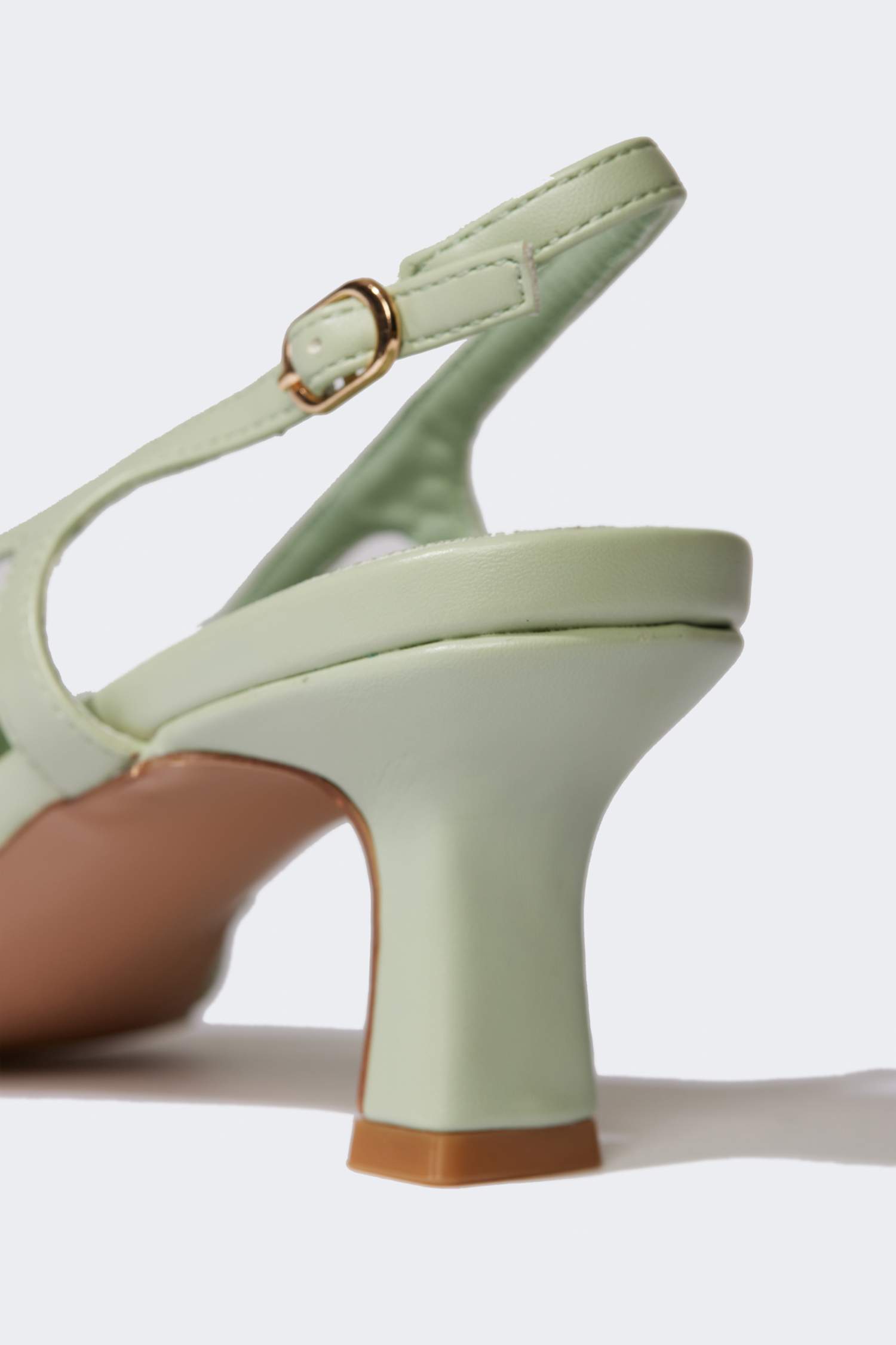 Woman Laced Faux Leather Heeled Sandals