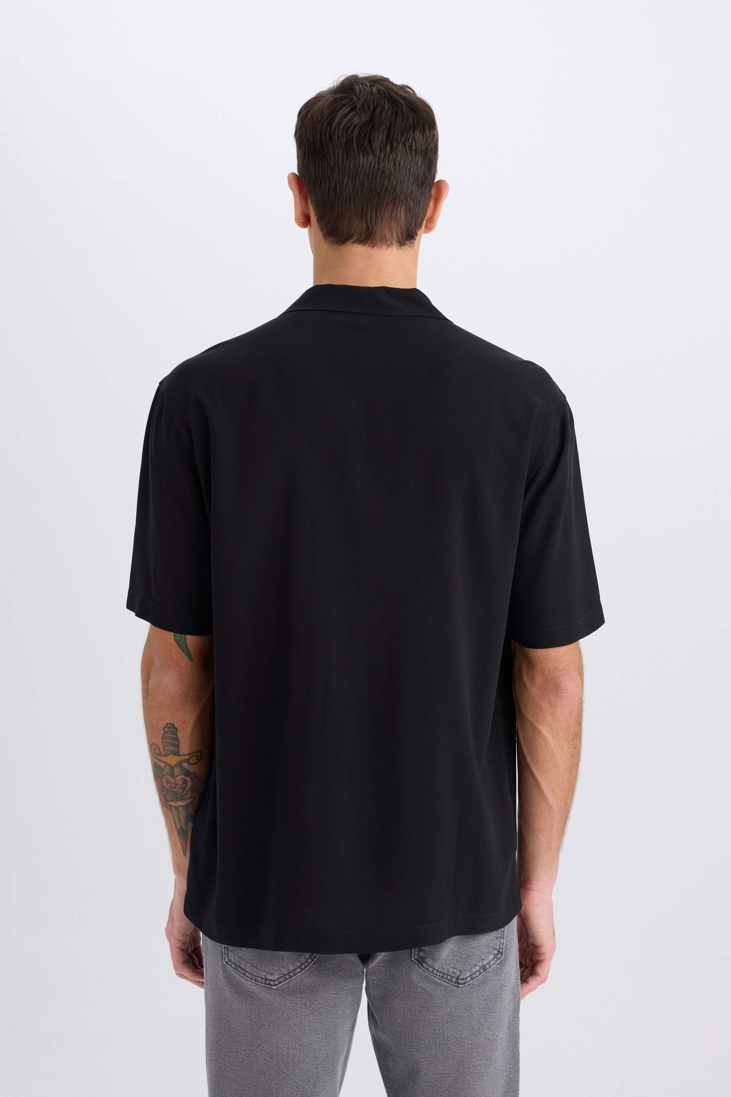 Regular Fit Apache Neck Short Sleeve Shirt
