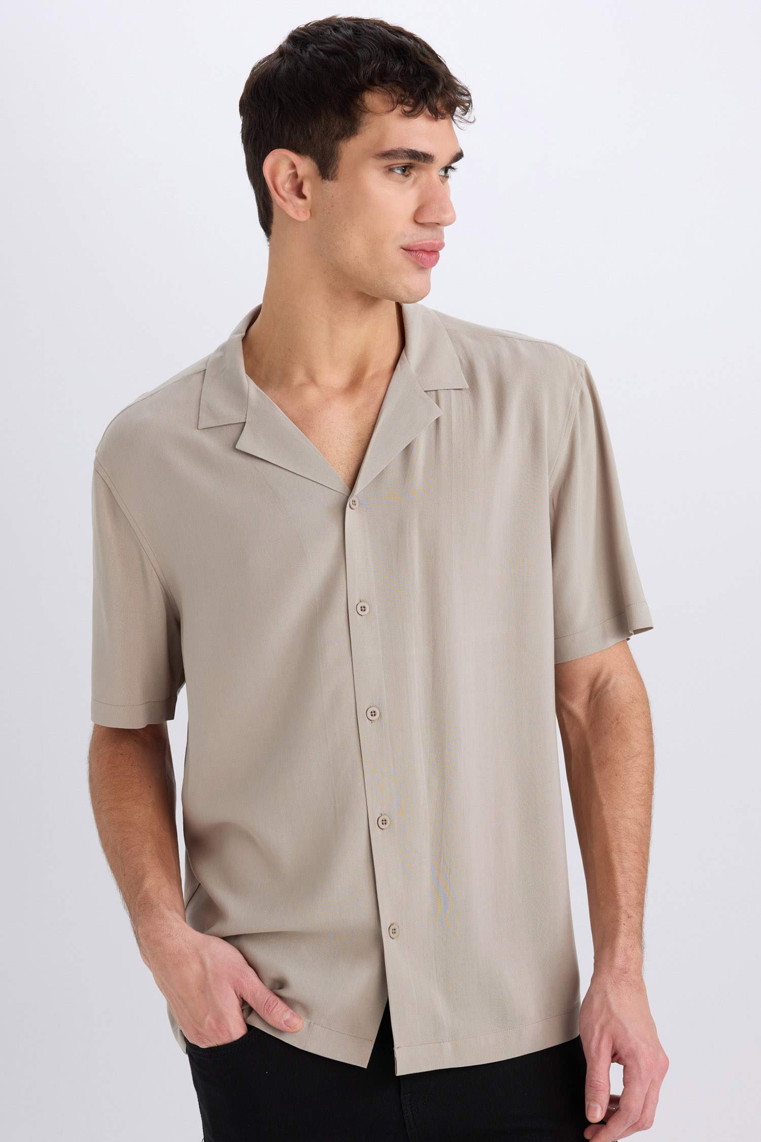 Regular Fit Apache Neck Short Sleeve Shirt
