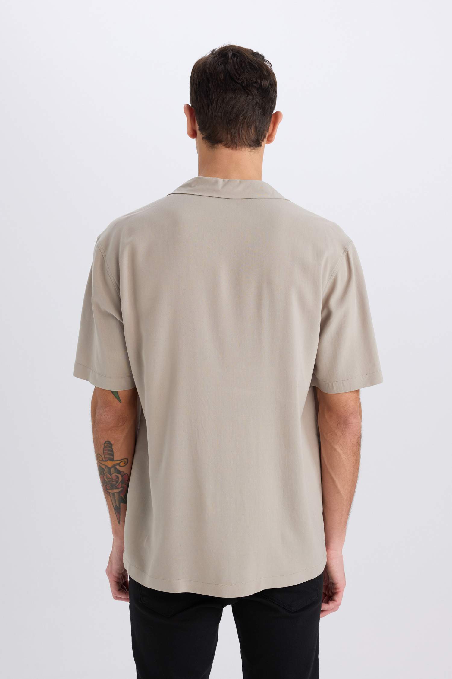 Regular Fit Apache Neck Short Sleeve Shirt