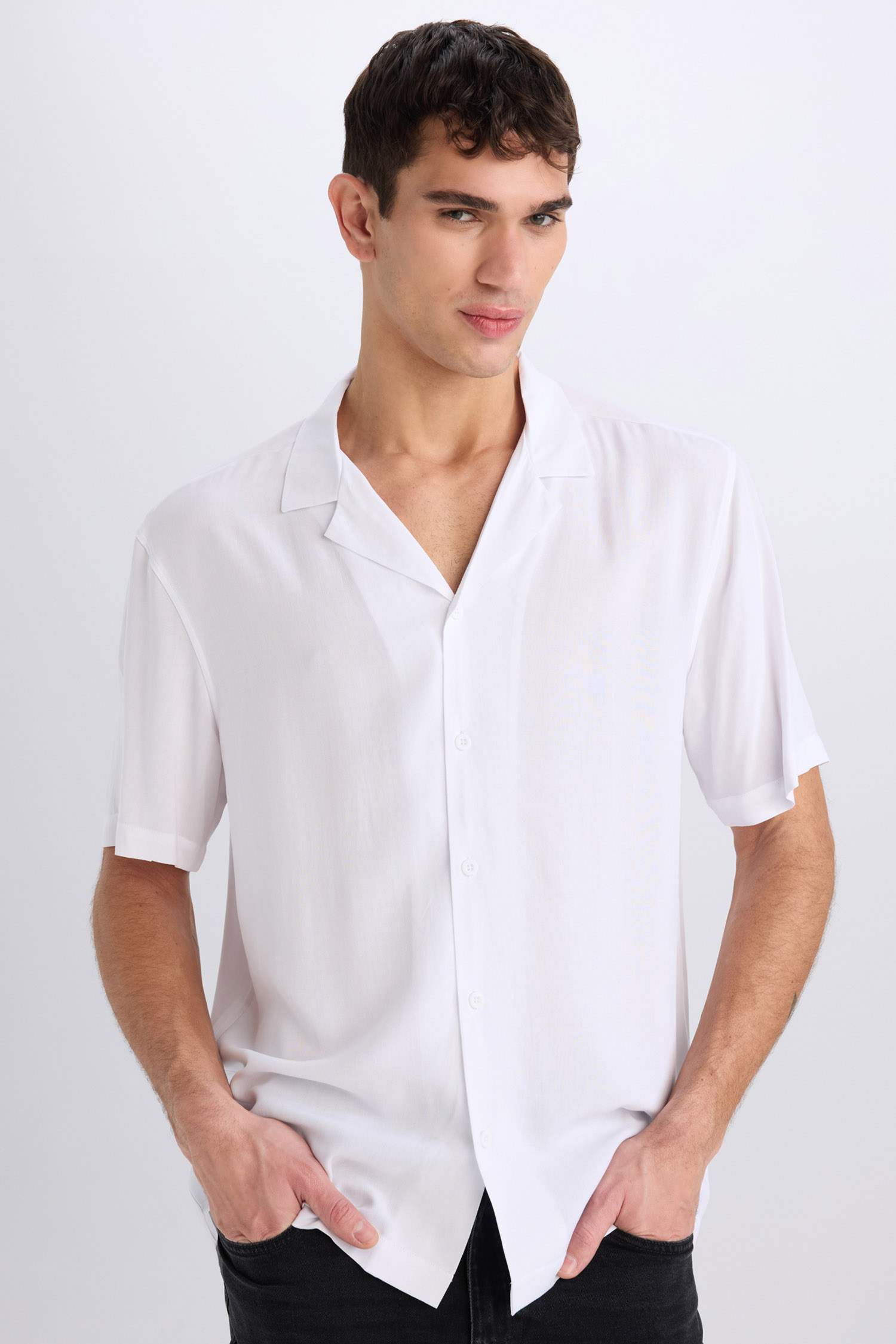 Regular Fit Apache Neck Short Sleeve Shirt