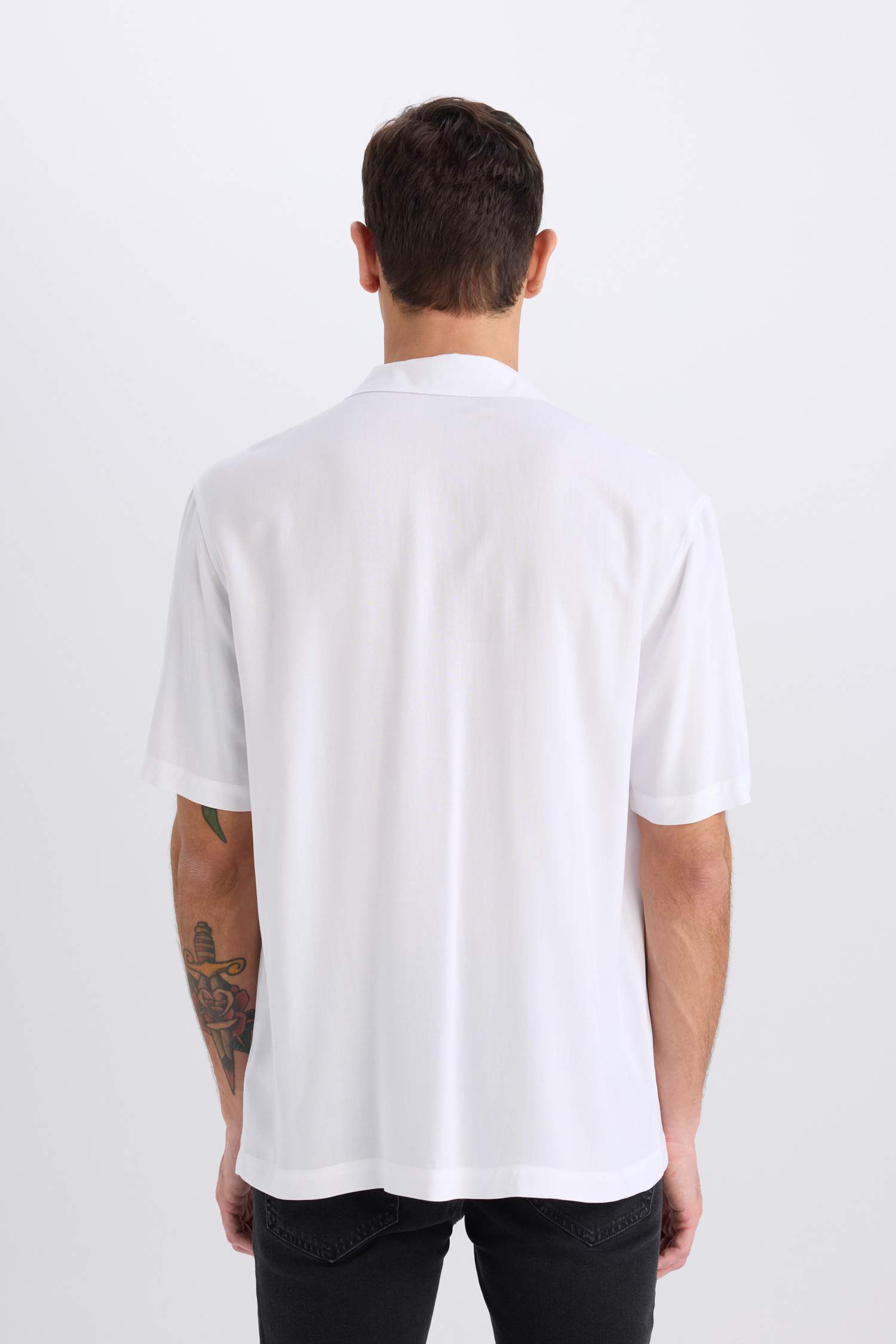 Regular Fit Apache Neck Short Sleeve Shirt