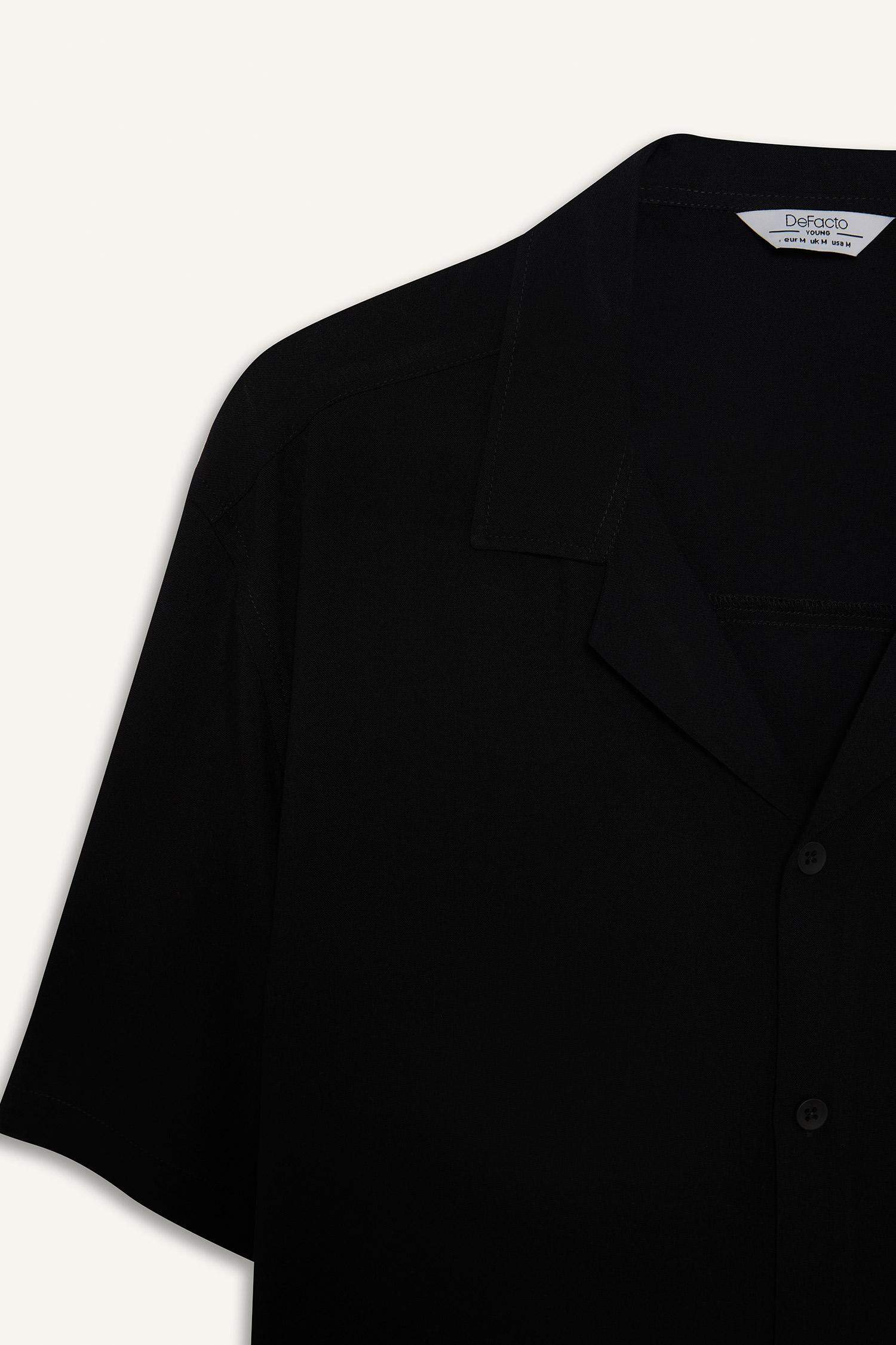 قميص نص كم خفيف قصة عادية