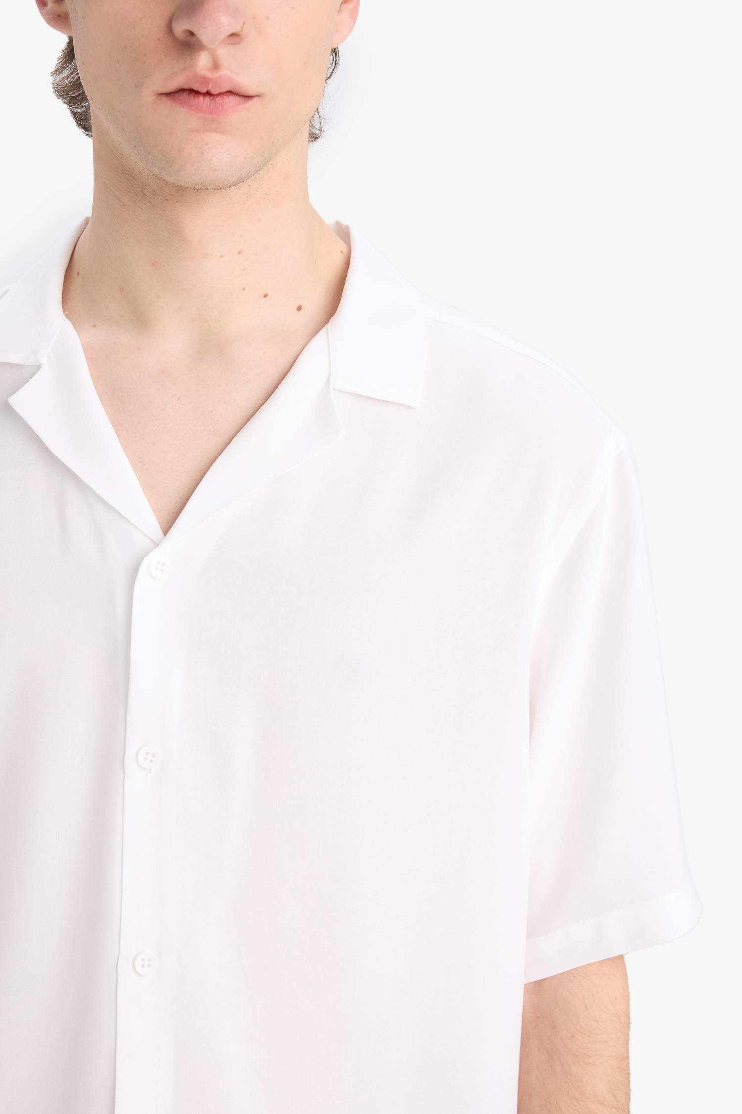 قميص صيفي نص ردن قصة عادية بياخة عالية