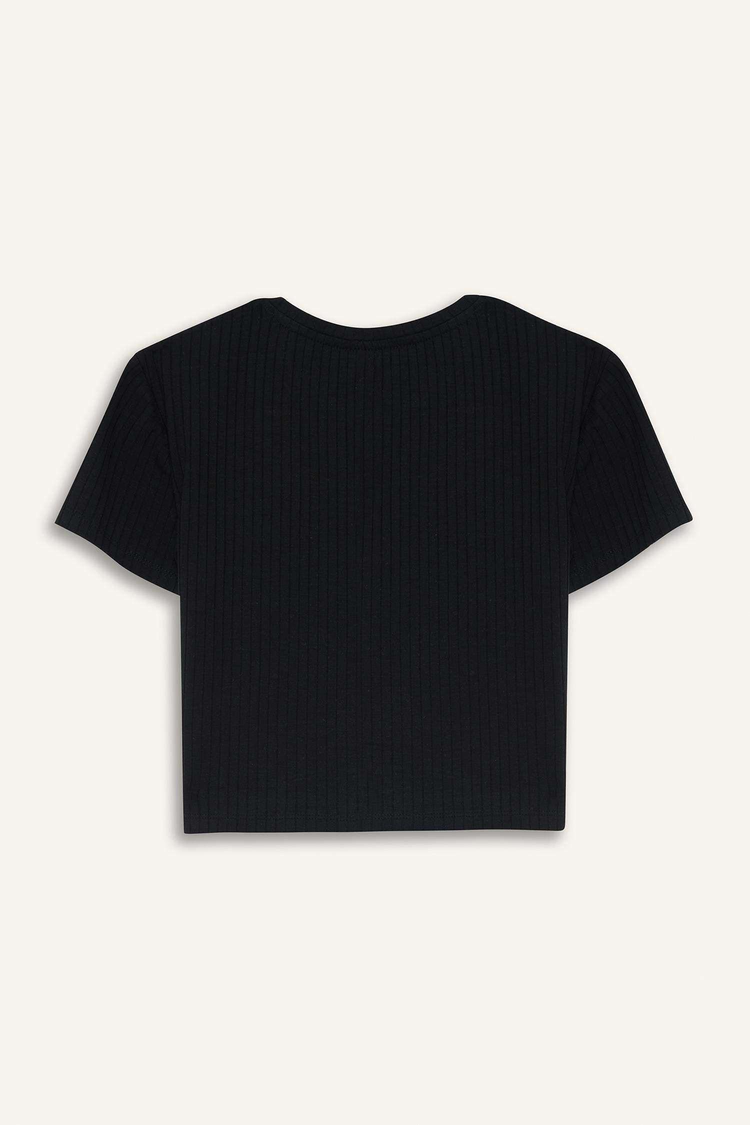 تيشيرت رياضي نص كم برقبة مستديرة من DeFactoFit