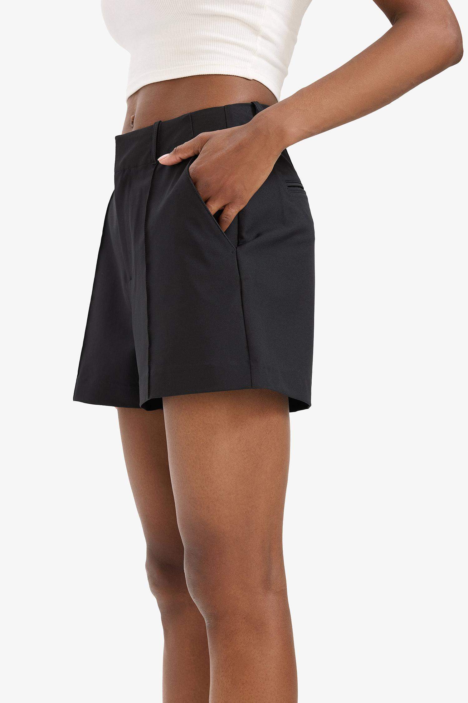 شورت منسوج قصة عادية من DeFactoFit