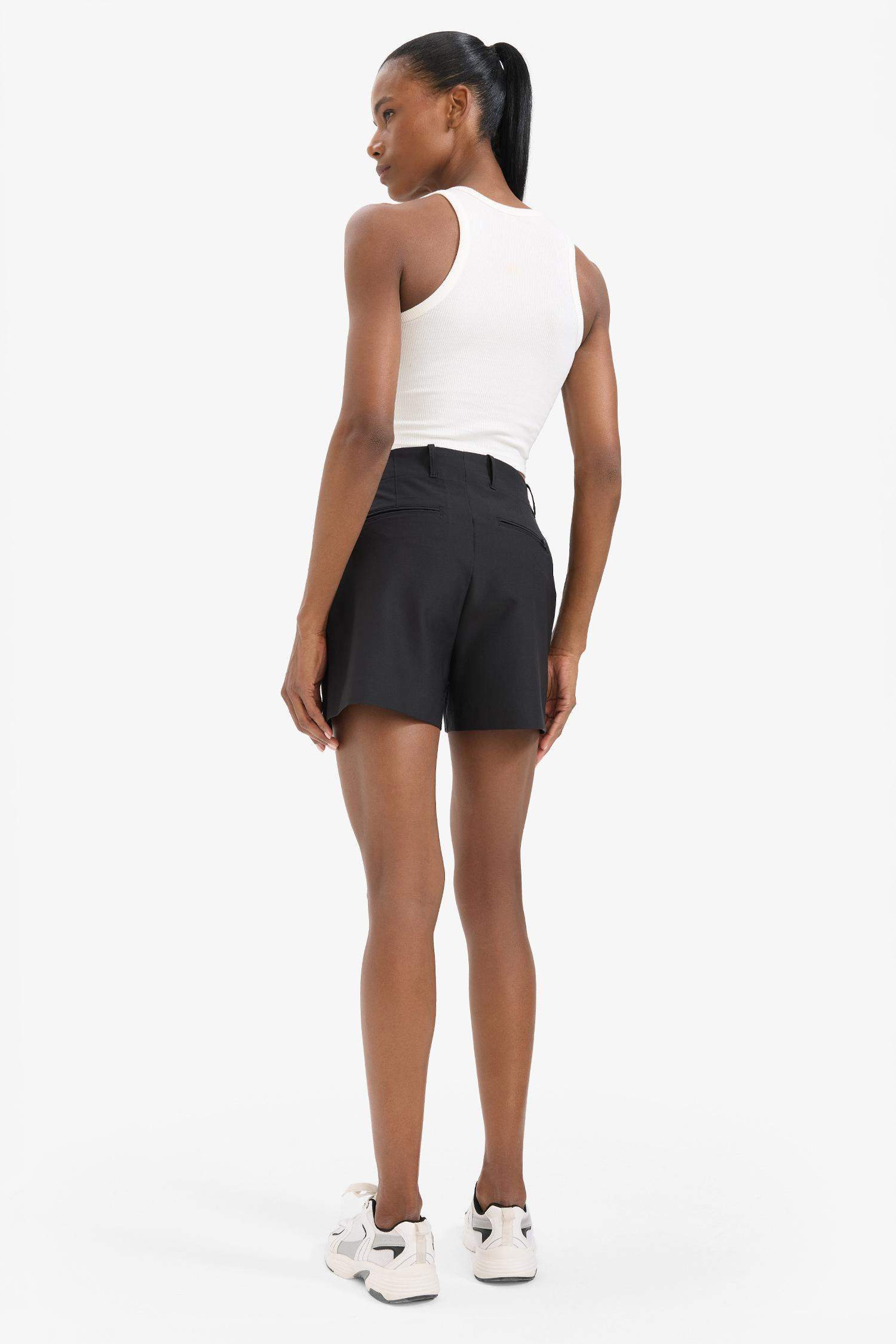 شورت منسوج قصة عادية من DeFactoFit