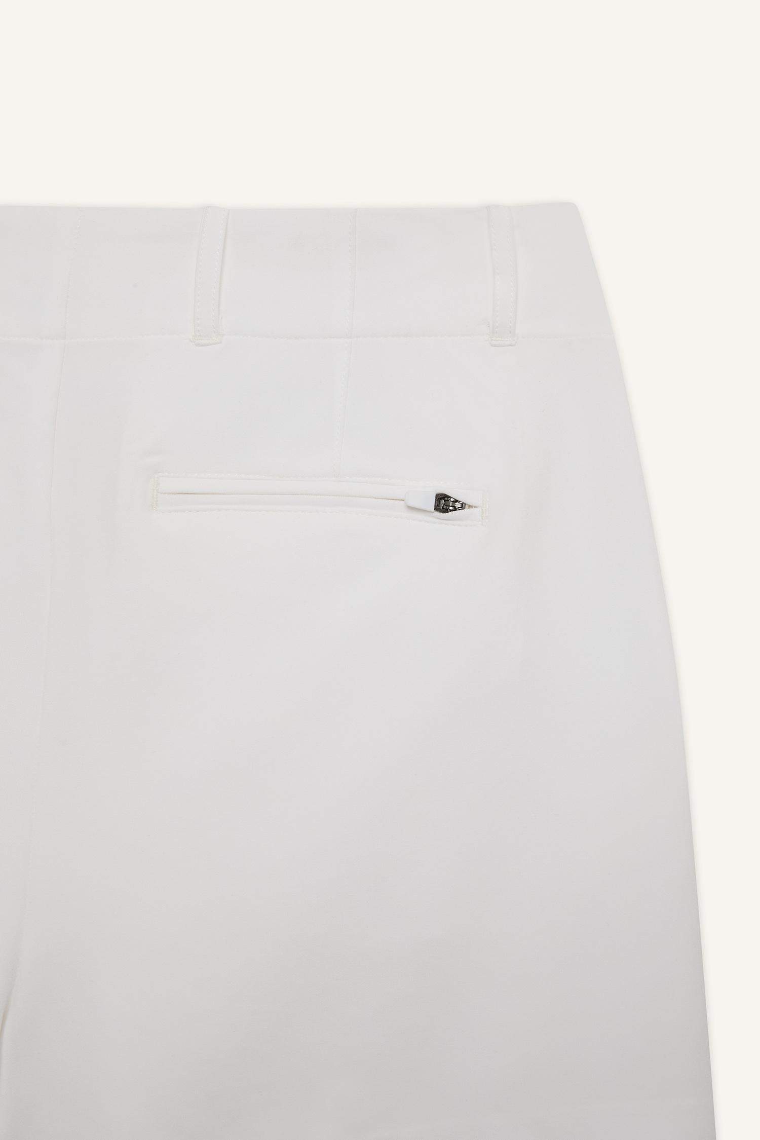 شورت كابري قصة عادية