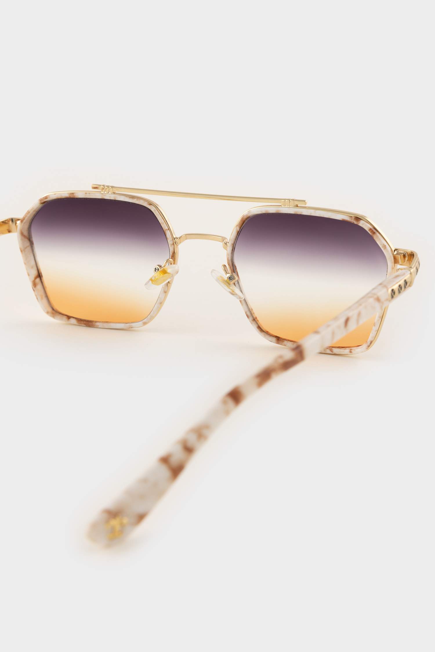 Kadın Altıgen Metal Güneş Gözlüğü