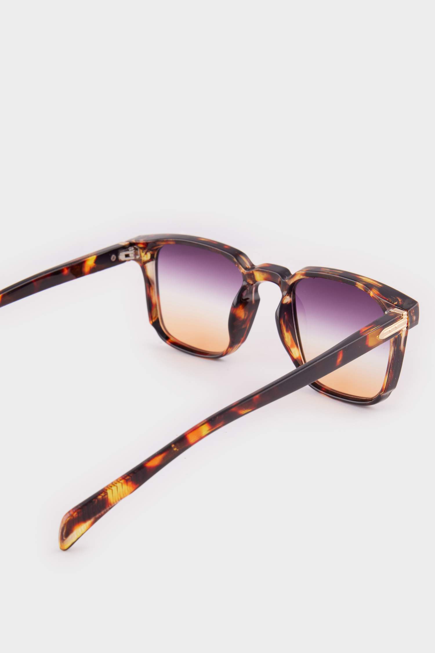 Kadın Kare Güneş Gözlüğü